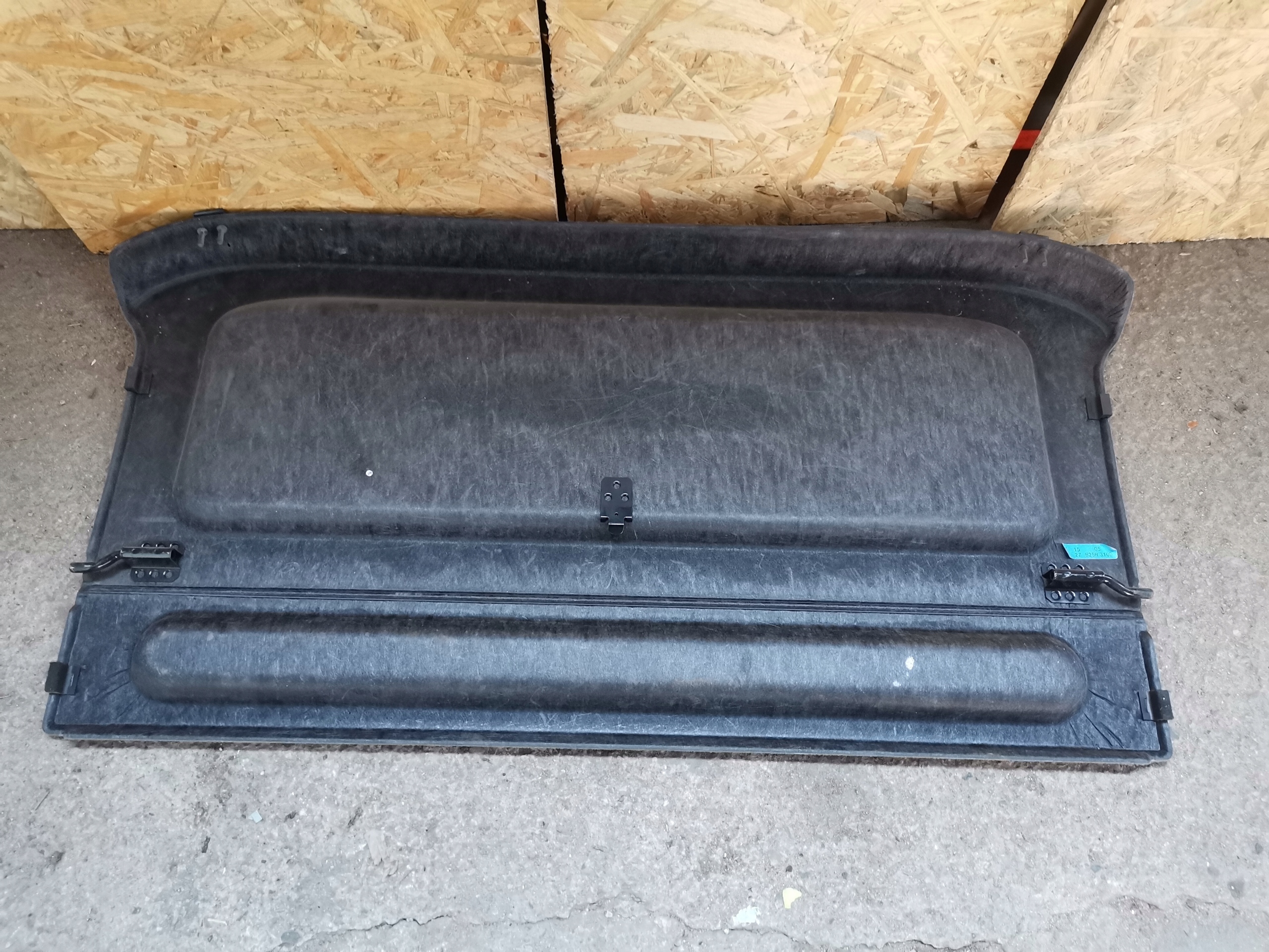 plato boot MAZDA 323F