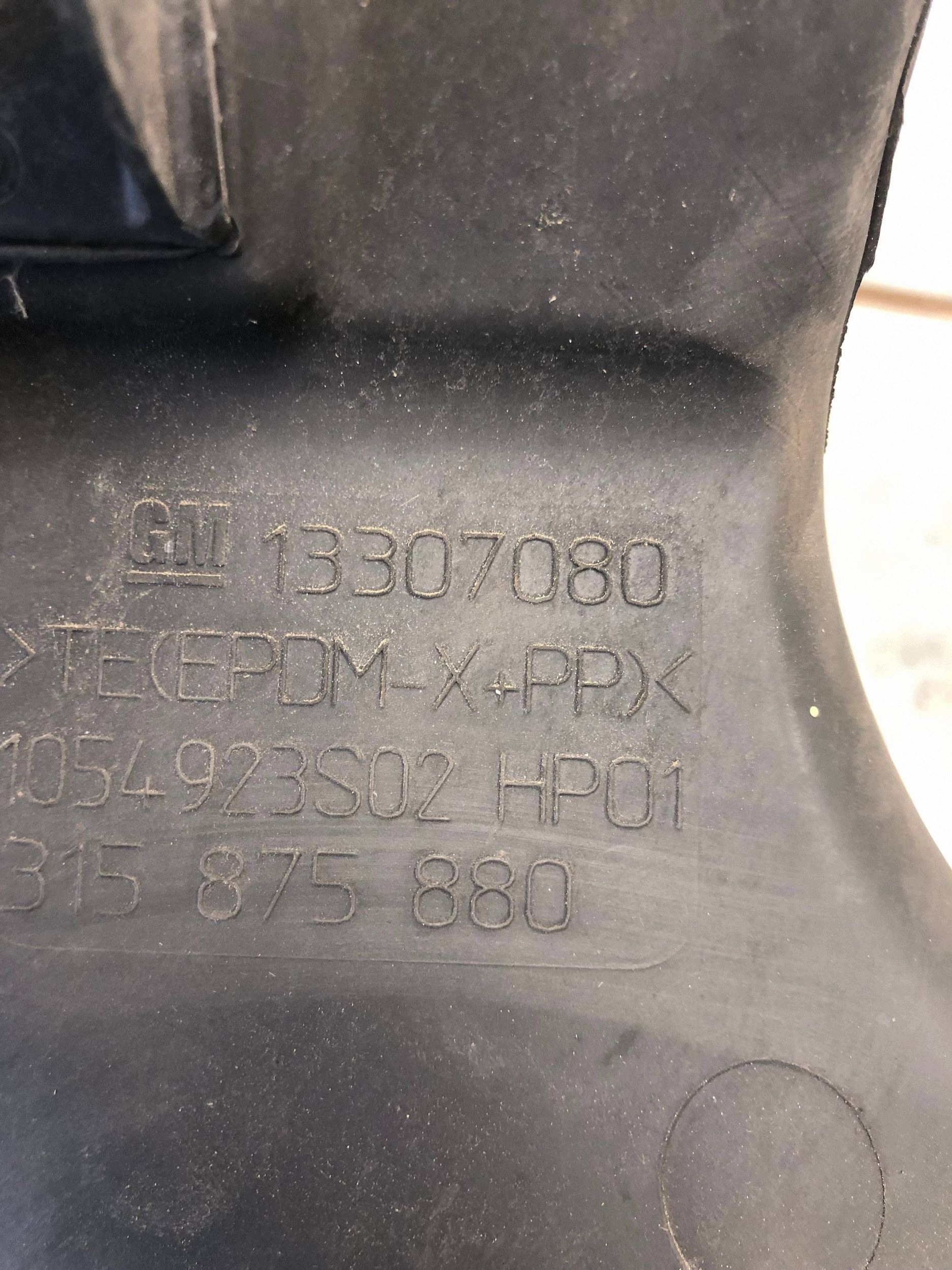 pipe air hose OPEL ASTRA J 13307080