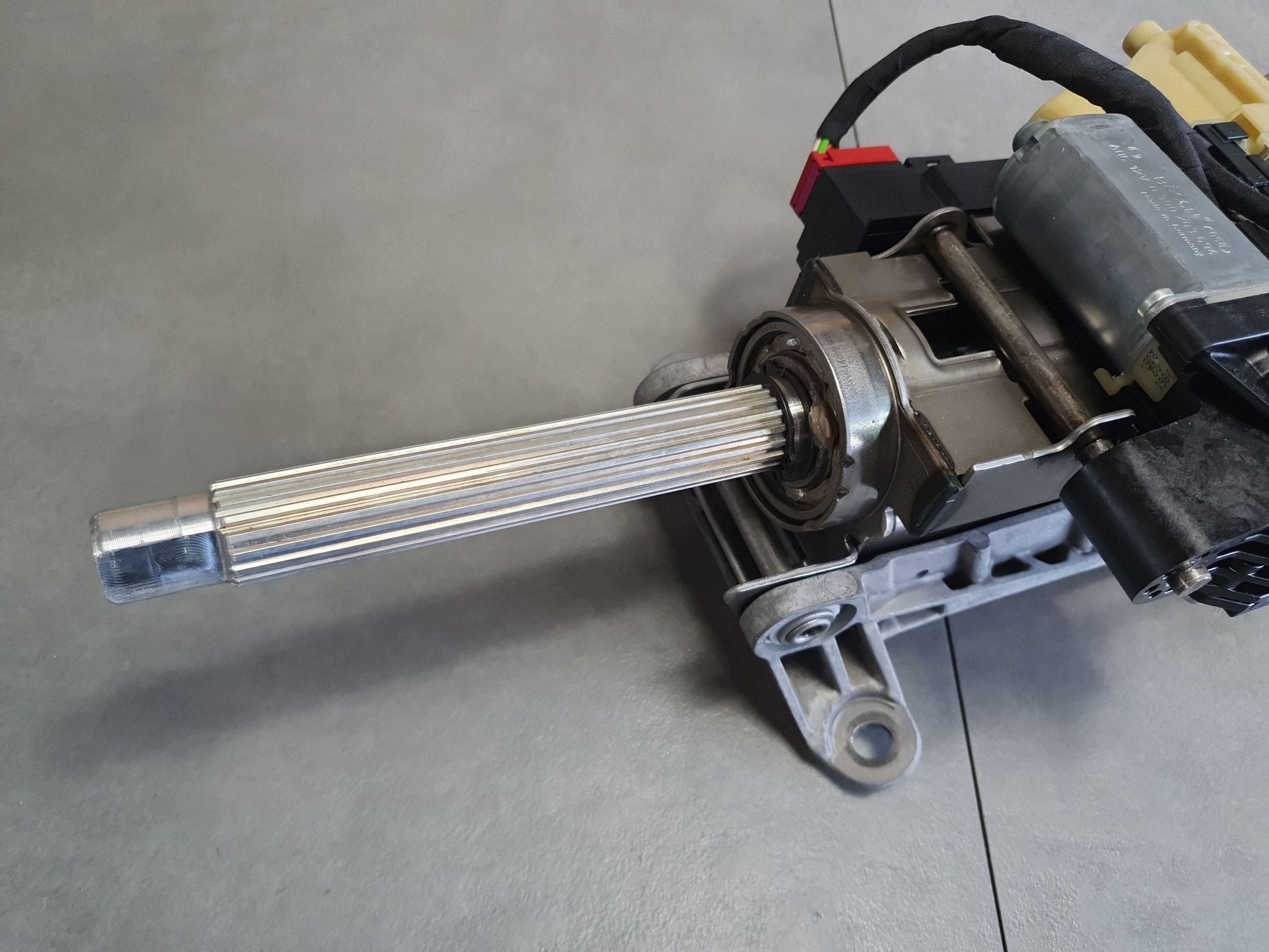 Audi Q7 4M steering wheel rod electrical 4M1419502L