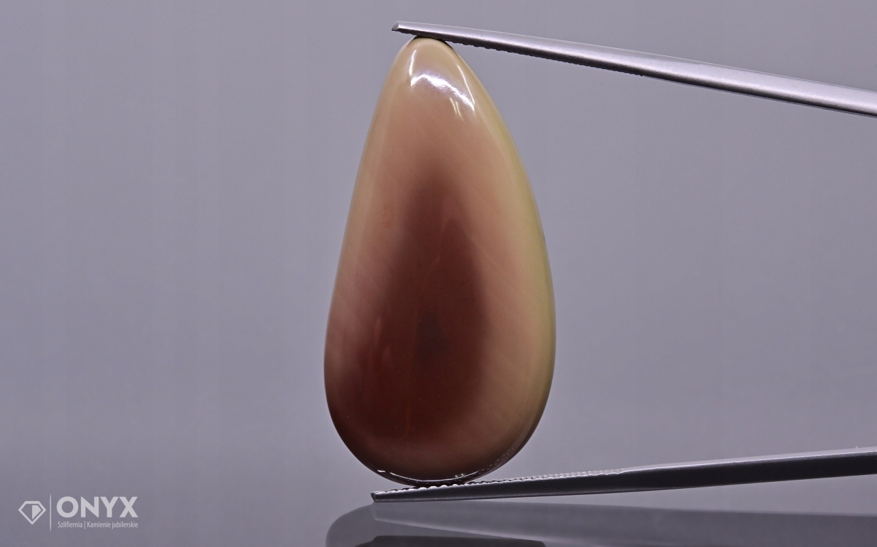 Jaspis Imperial nízký kabošon nepravidelný 34,5x18 mm