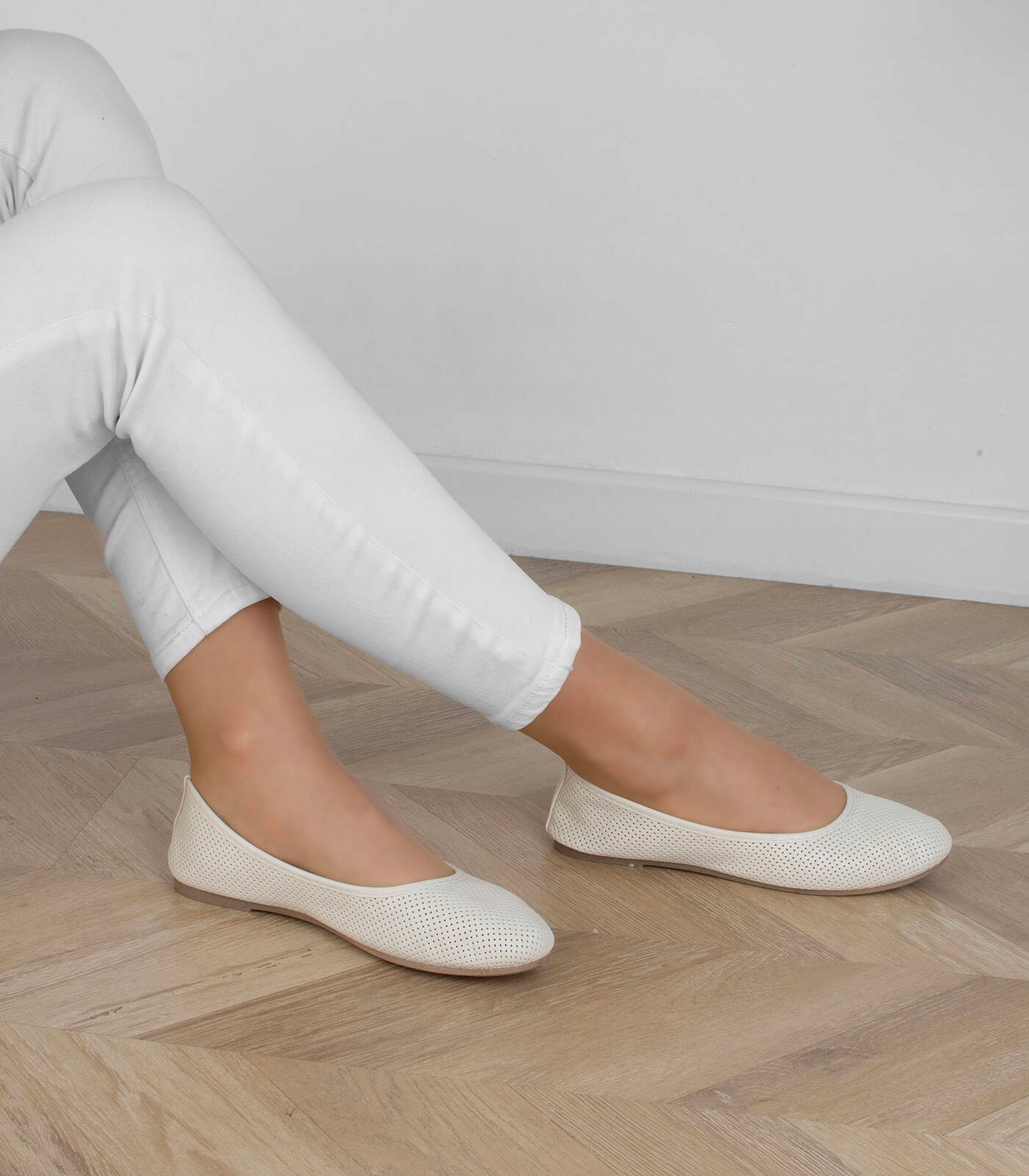 BALERINKI BEŻOWE TENISÓWKI AŻUROWE SLIP ON 37 Wzór dominujący bez wzoru