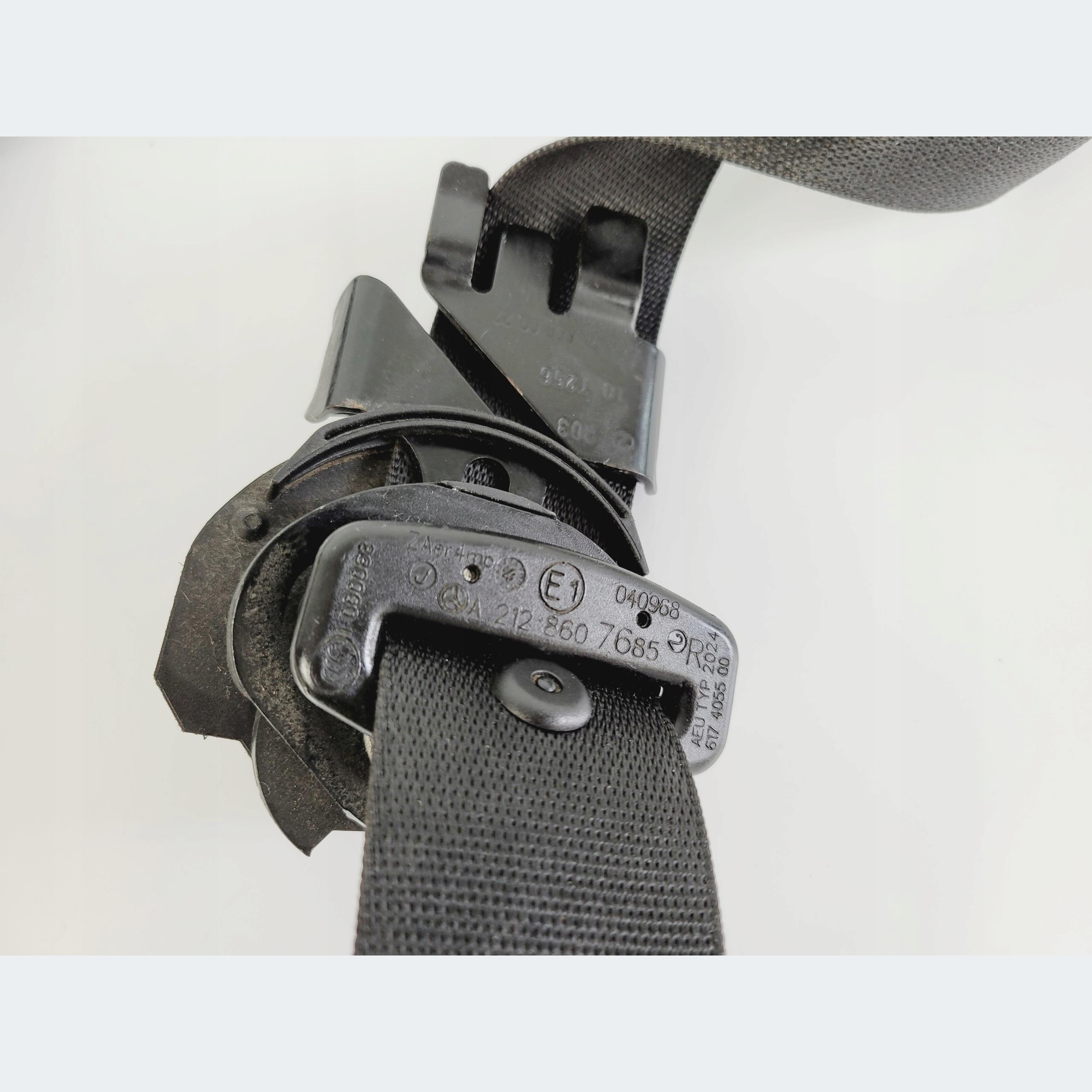 tension belt safety right front MERCEDES W212