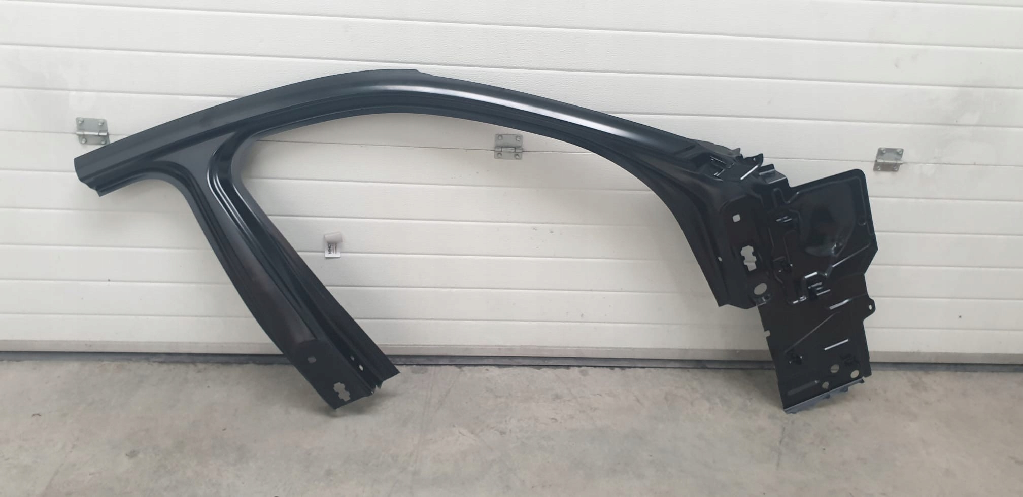 41007493260 SŁUPEK A ZEWNĘTRZNY PRAWY BMW G20