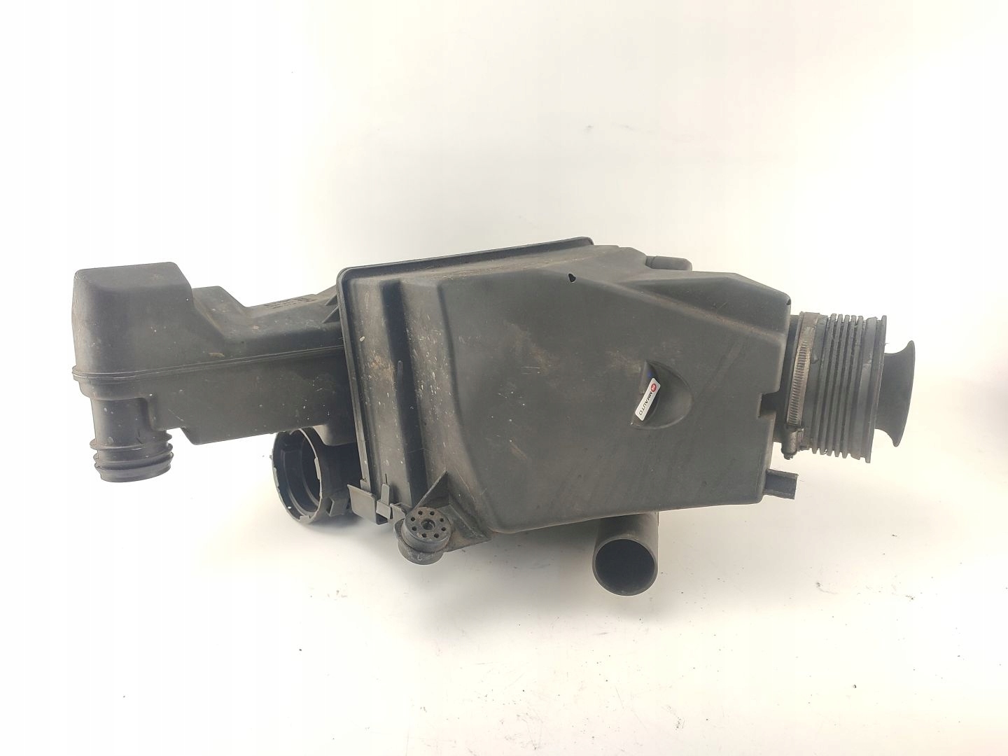 Корпус повітряного фільтра BMW E39 2.0 150 км 1436861