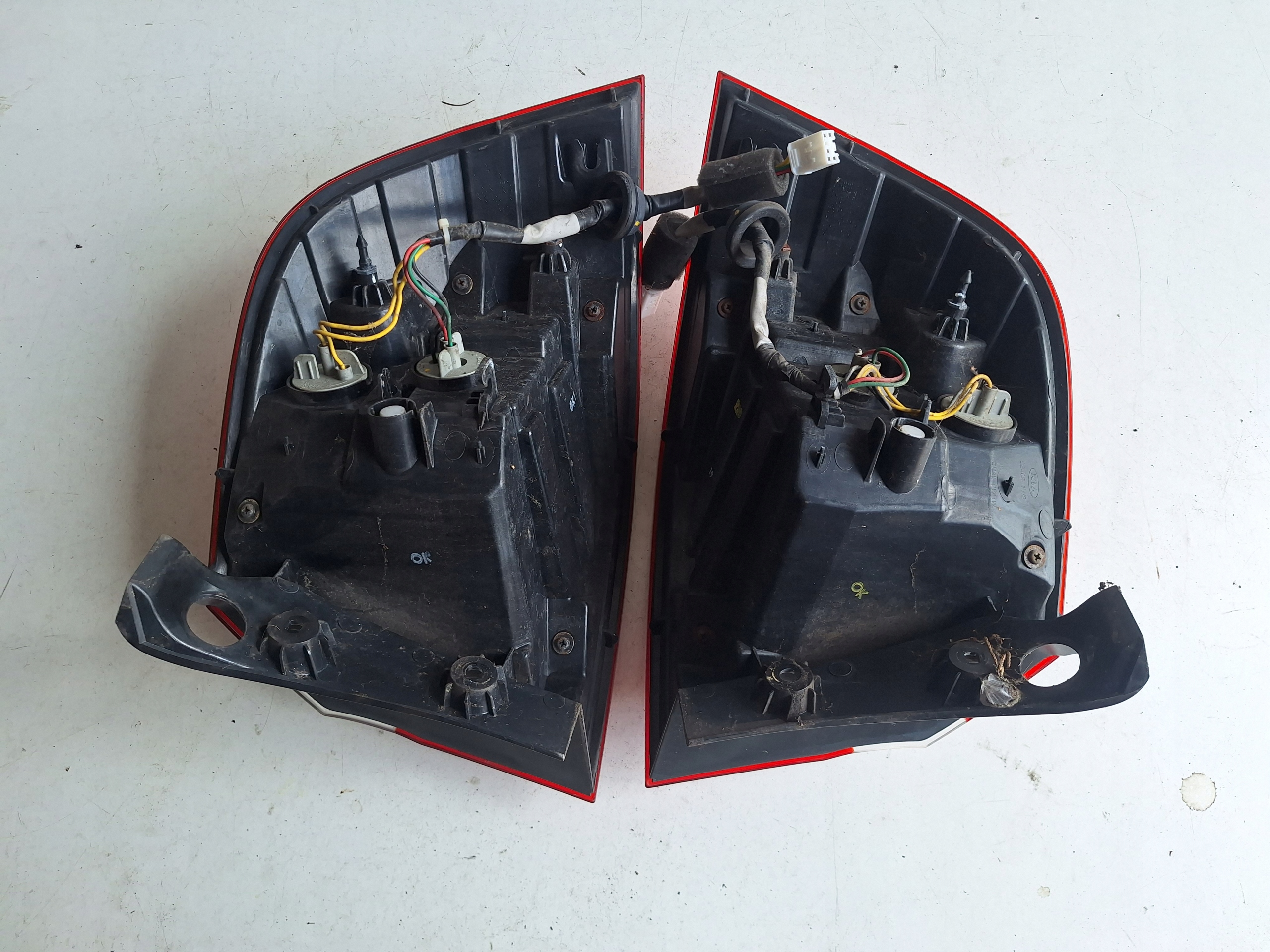 KIA RIO III 11-14 light left rear part
