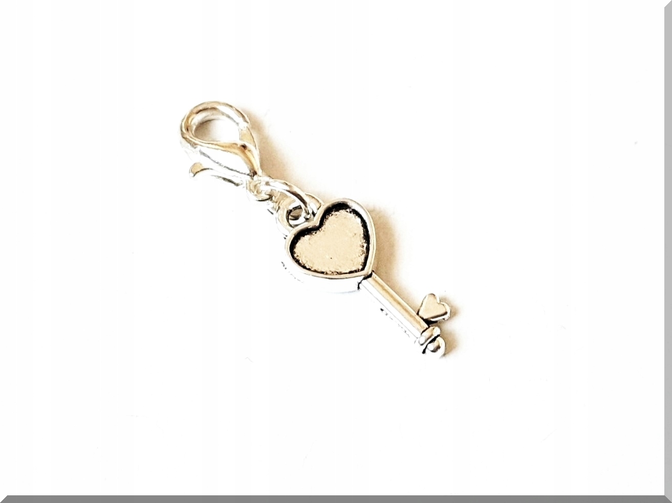 

Zawieszka Charms Kluczyk 01 Serce Love