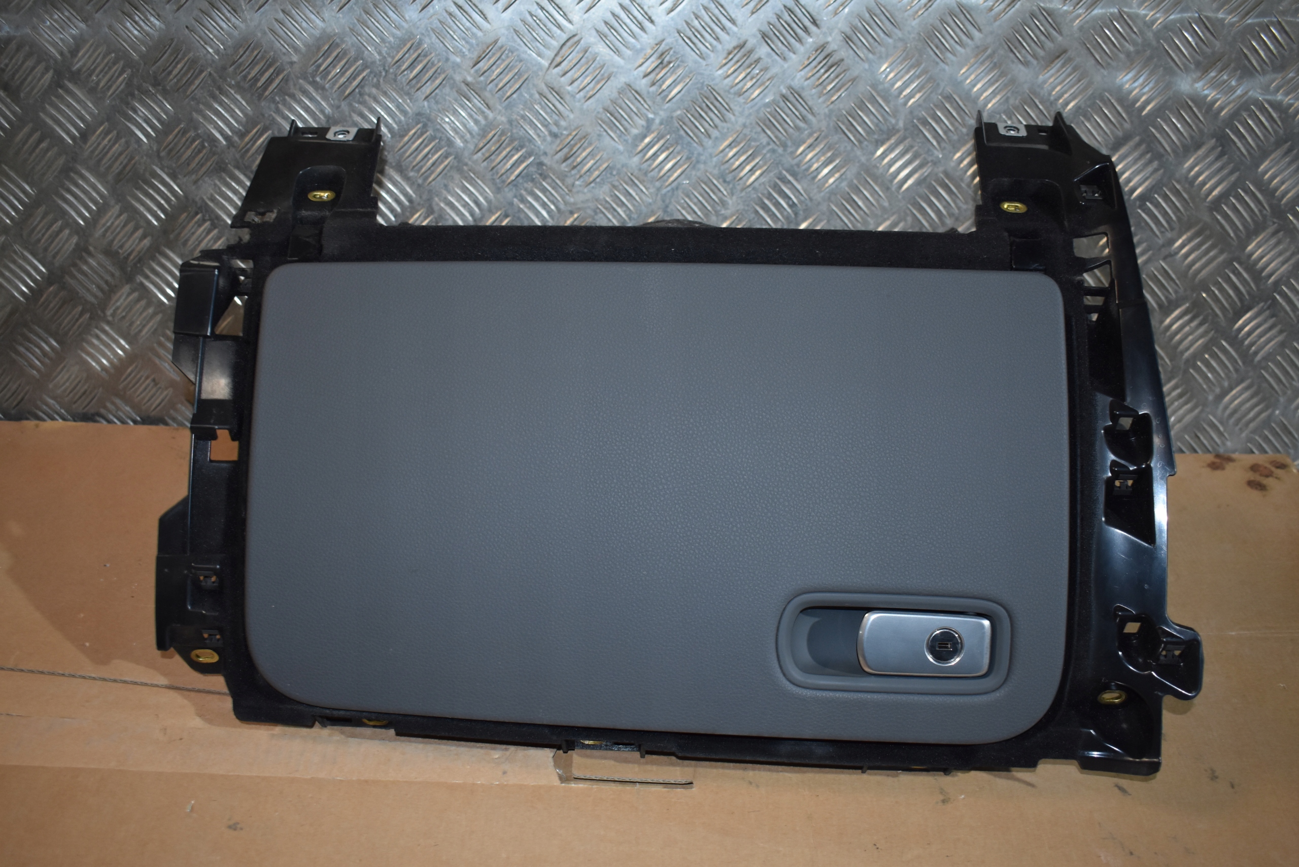 IDEALNY Handschuhfach des Beifahrers grau PORSCHE CAYENNE 9Y 1