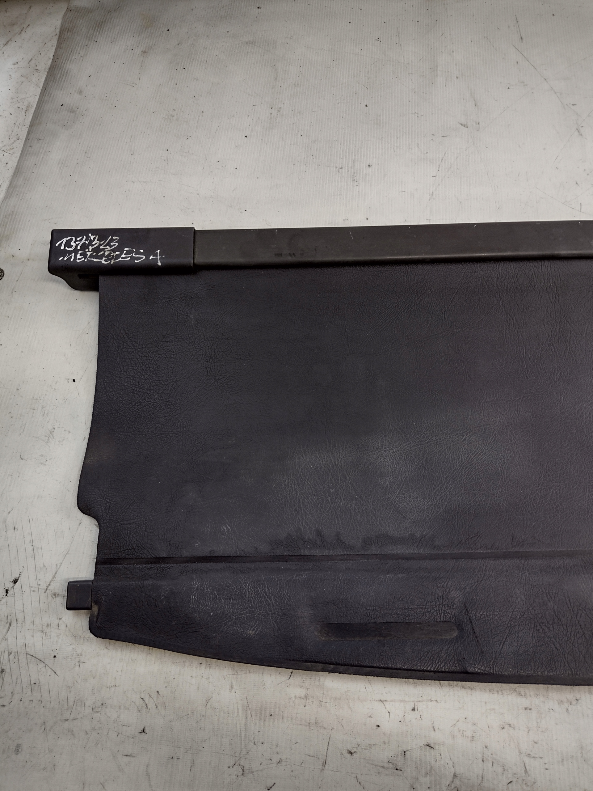 blinds boot Mercedes W168 OE 1688600175