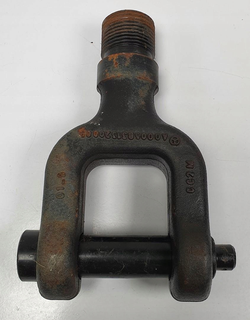 UCHO HOLOWNICZE HAK ZACZEP MERCEDES ACTROS MP4 A0005831320