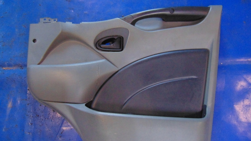 side upholstery door right front IVECO DAILY IV 06-14R