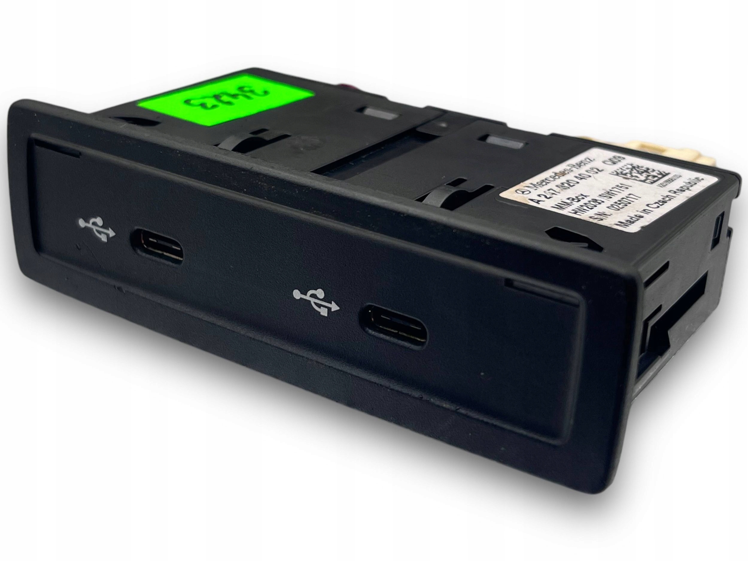 MERCEDES W247 PORT USB 2478204002 @M