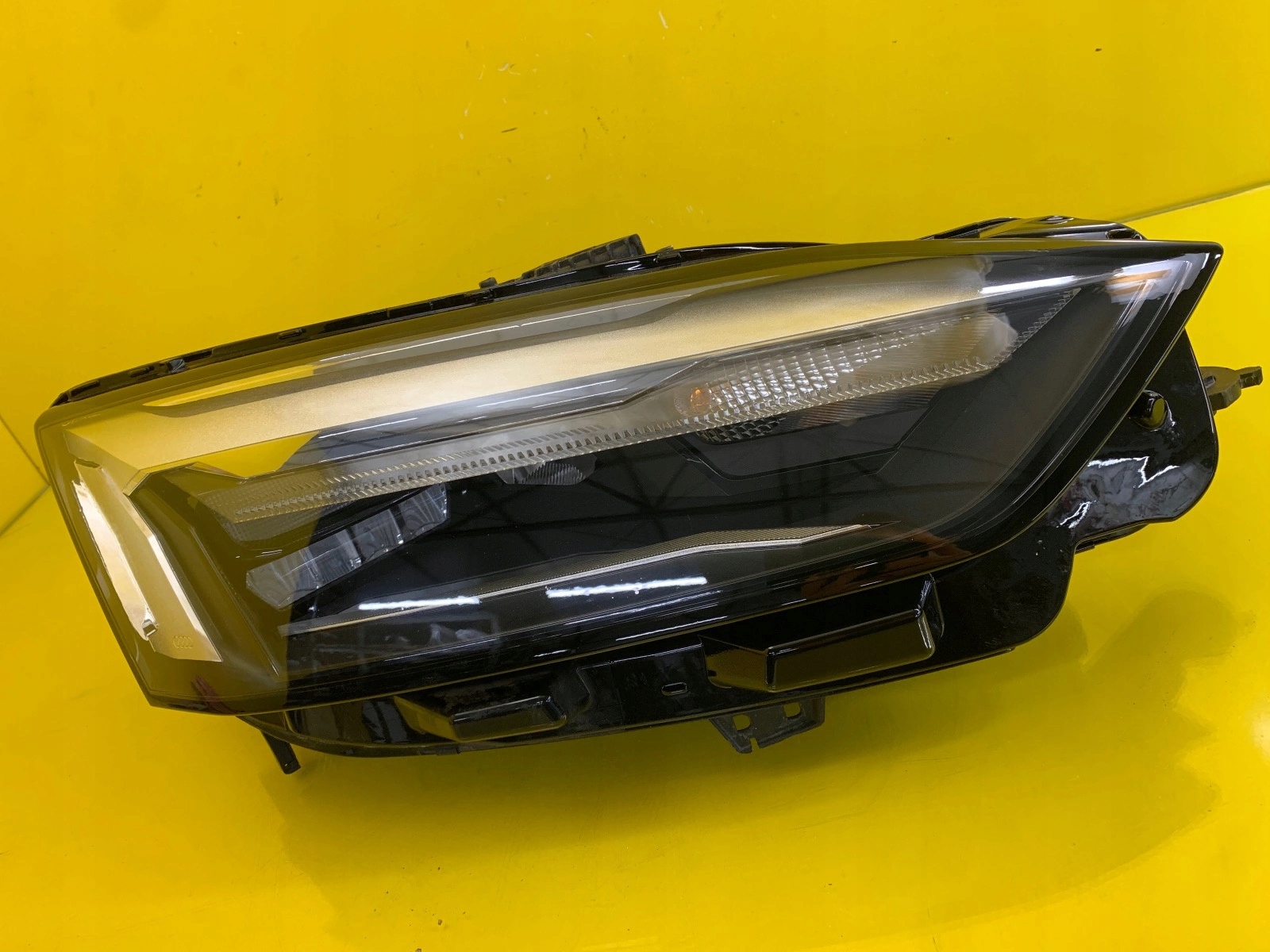 light right Audi A5 8W6 Lift Full Led 2020- 8W6941012