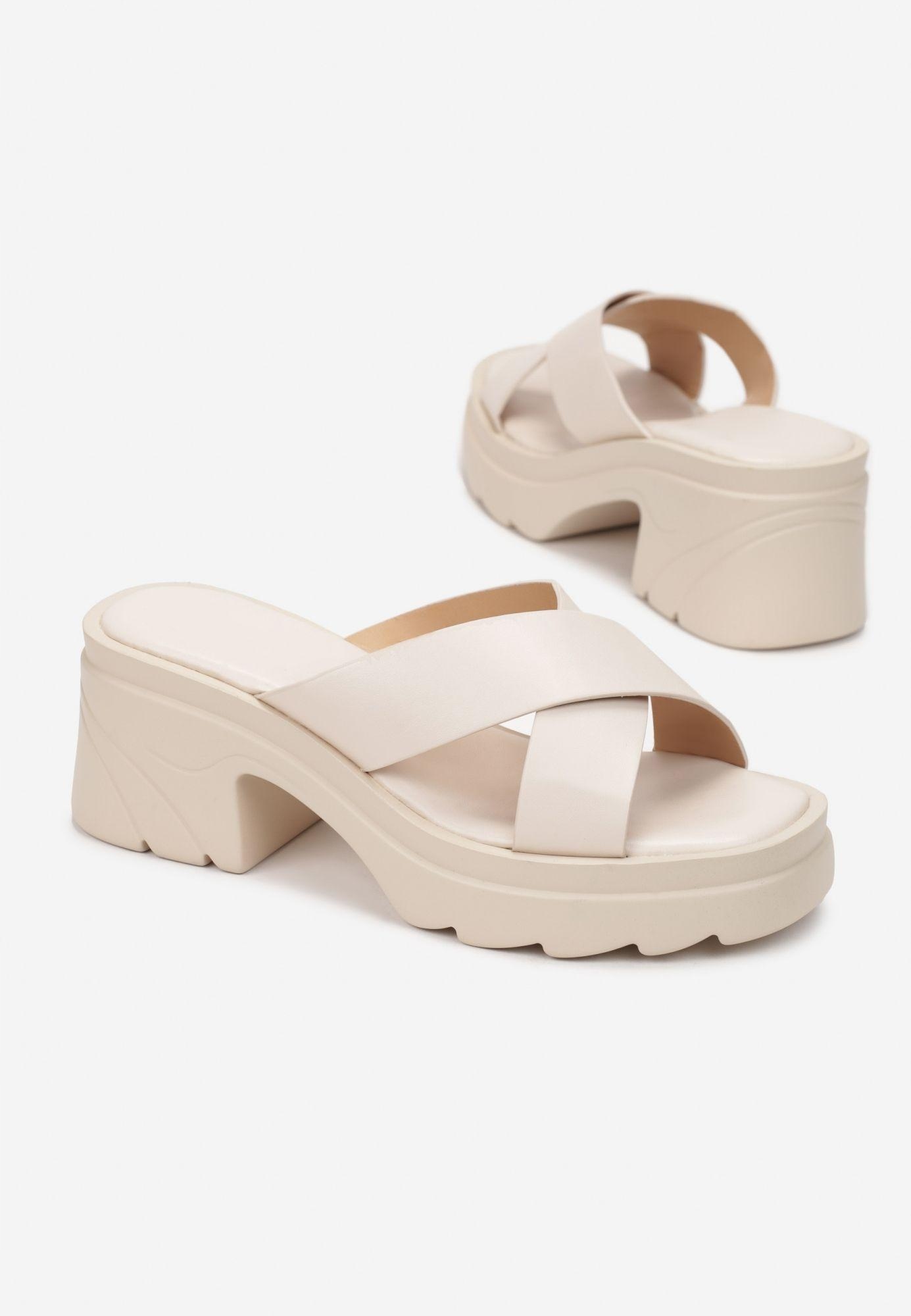 

Born2Be Beżowe Klapki damskie 39 Casual