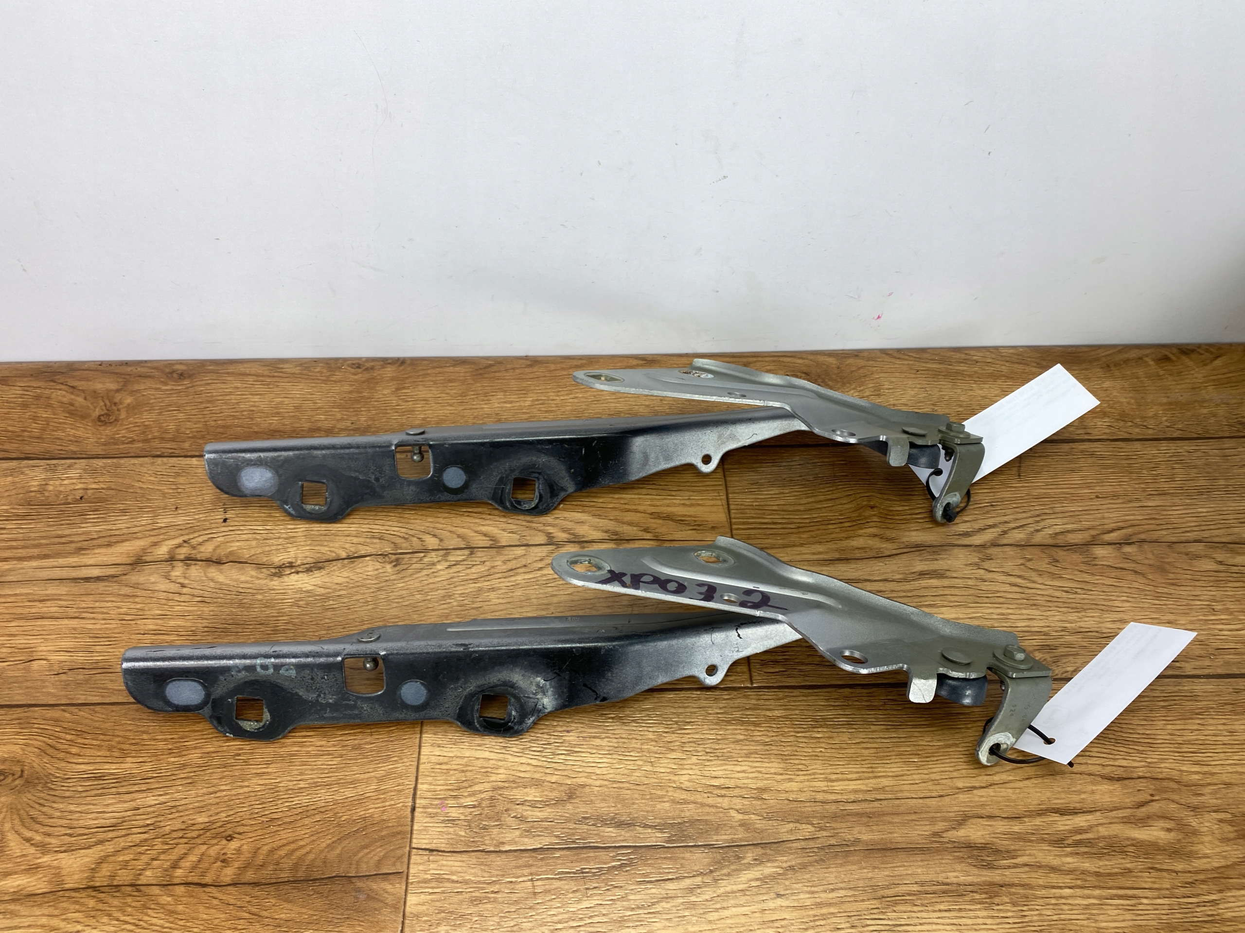 hinge bonnets left Dodge Ram 1500 2019+