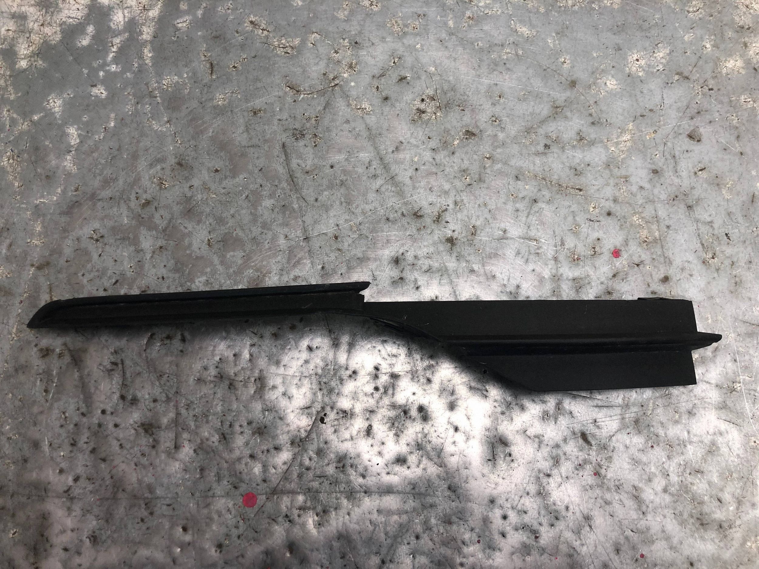 grid of a bumper left front VW GOLF VII LIFT HB 5G0853665L