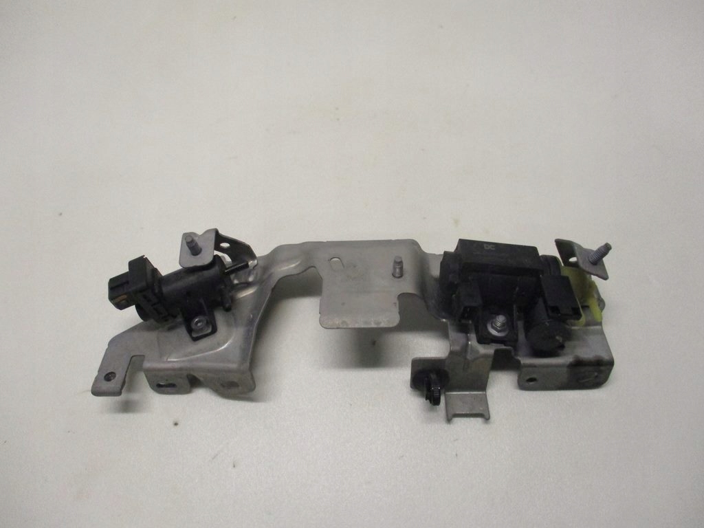 ZAWÓR PODCIŚNIENIA RENAULT SCENIC IV 1.6 DCI