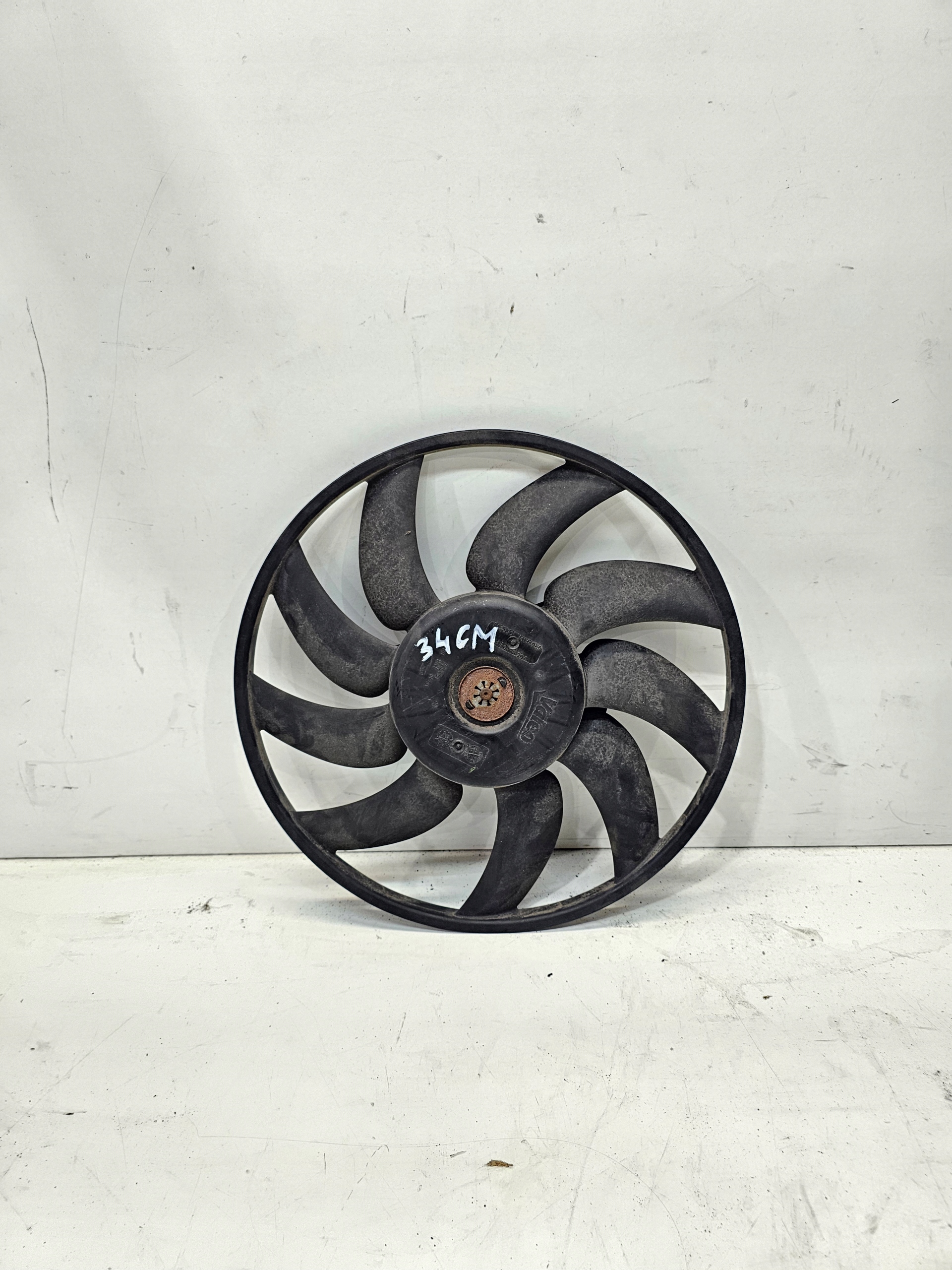 Lüfter (MNIEJSZY) AUDI Q5 A4 A5 8K0121003M 993454J-D