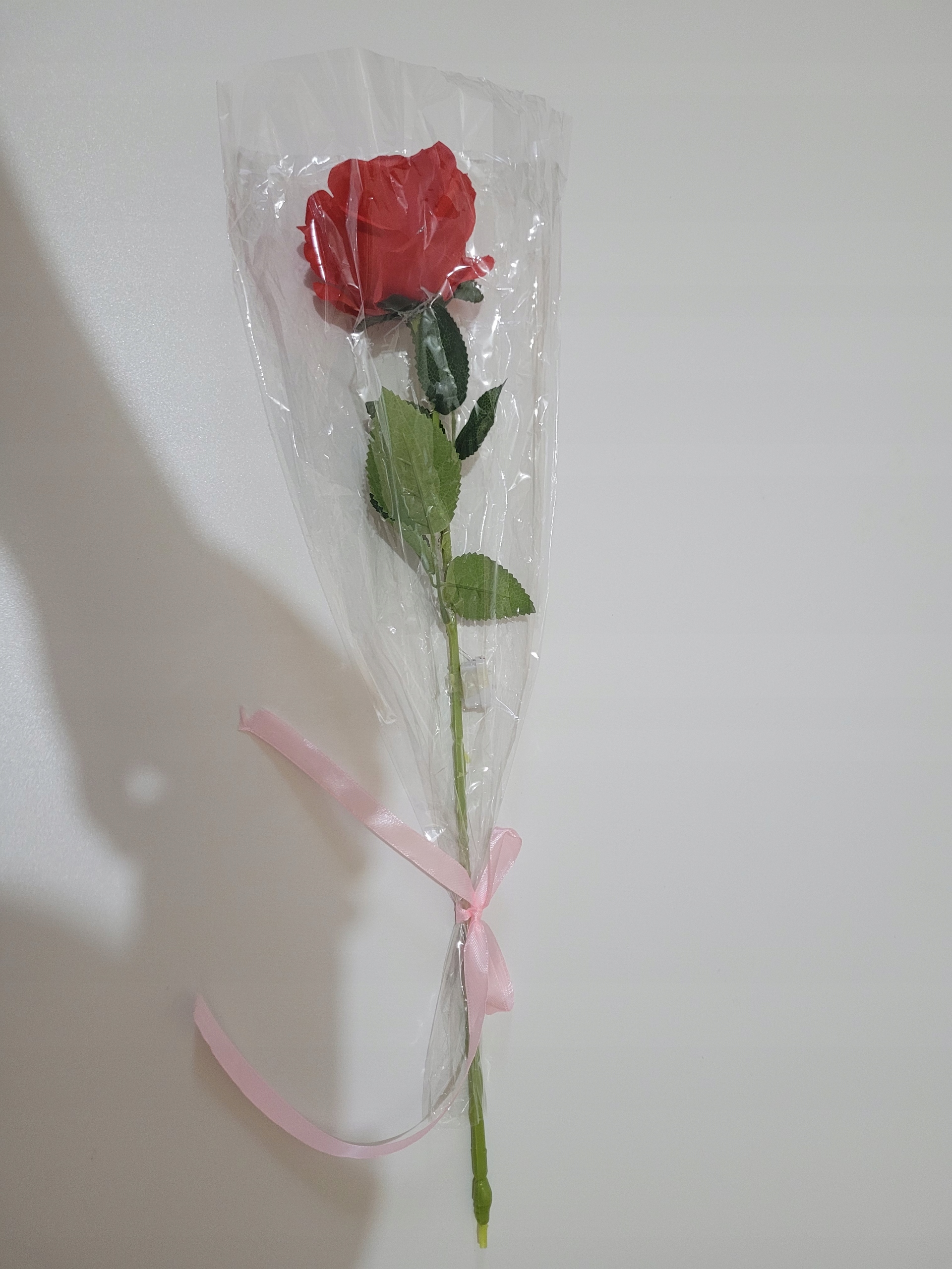 WIECZNA RÓŻA ŚWIECĄCA LOVE WALENTYNKI Wysokość produktu 53 cm