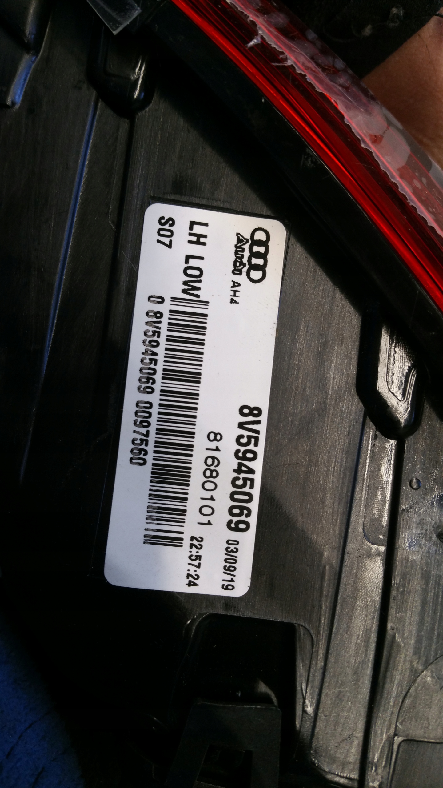 Licht links heck 8V5945069 Audi A38V LIFT