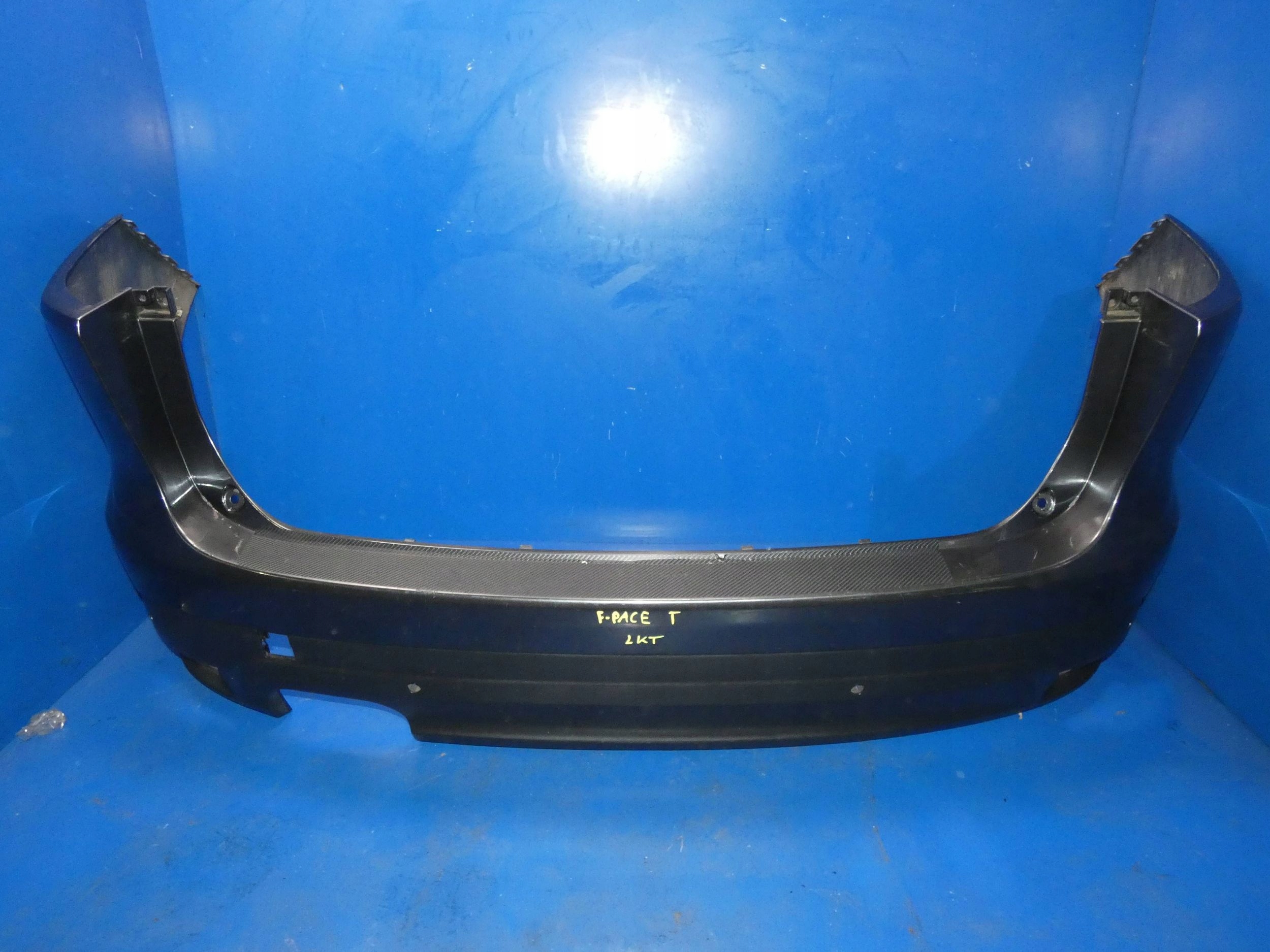 JAGUAR F-PACE X761 bumper rear part rear below PDC