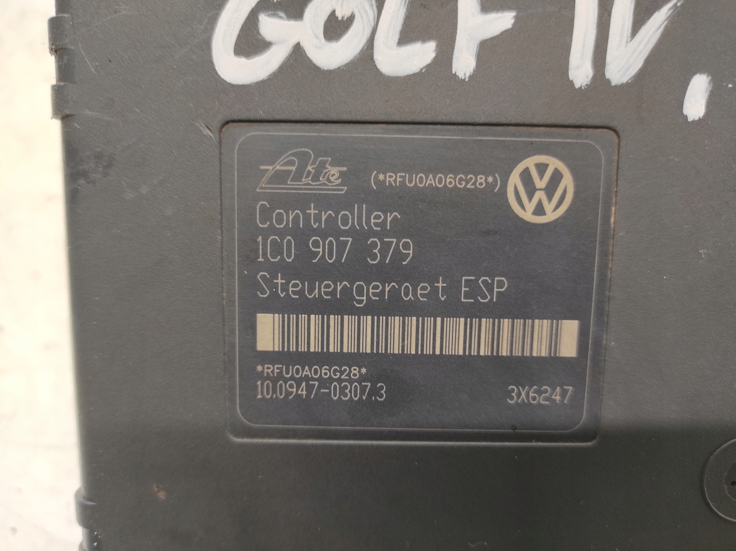 vw Golf 4 IV 97- 2.0 блок abs ESP 1C0907379 6X0614517