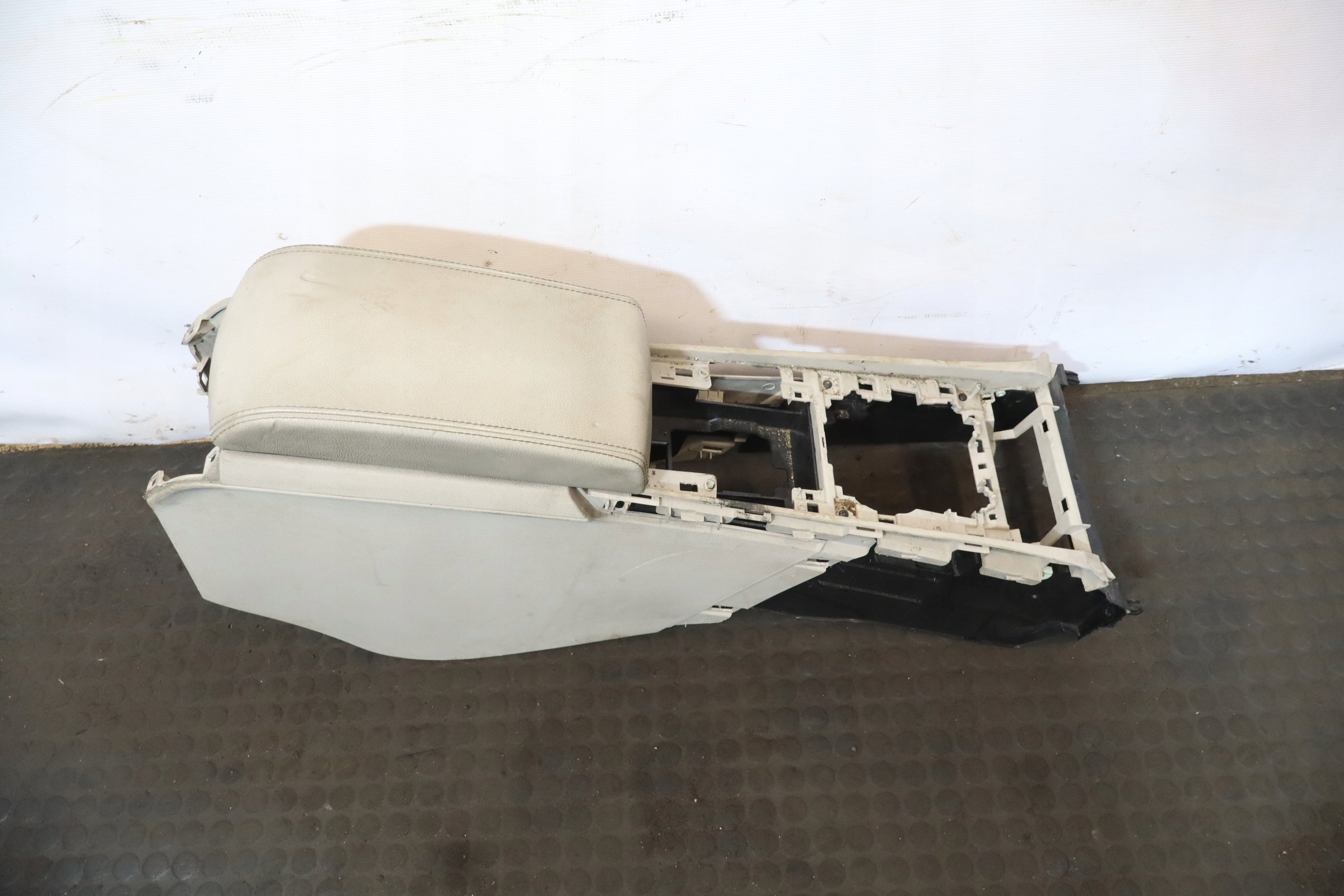 TUNEL ŚRODKOWY PEUGEOT 508 I