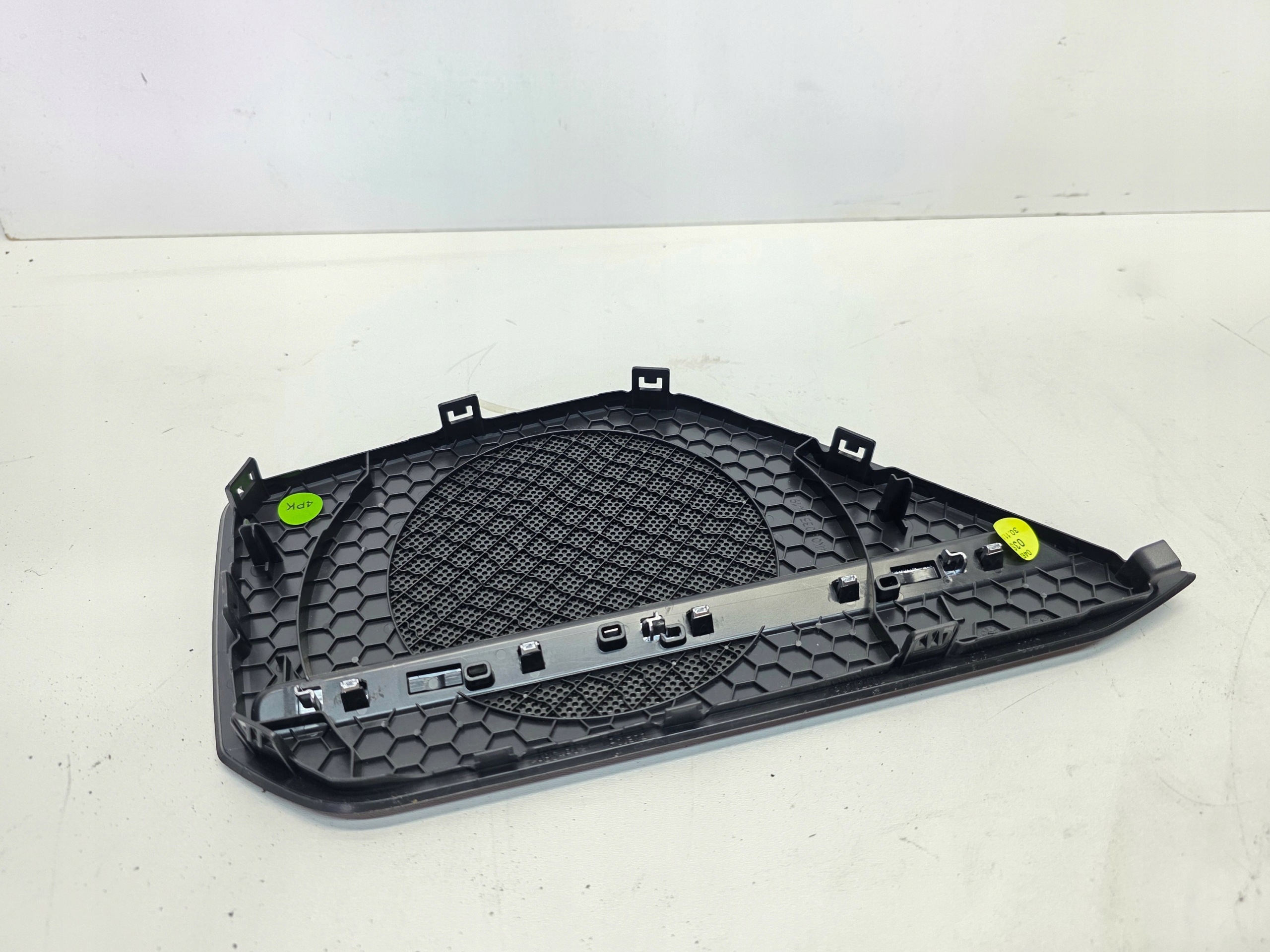 krycí repráku dveře levý předek AUDI A6 C8 4K0035419A