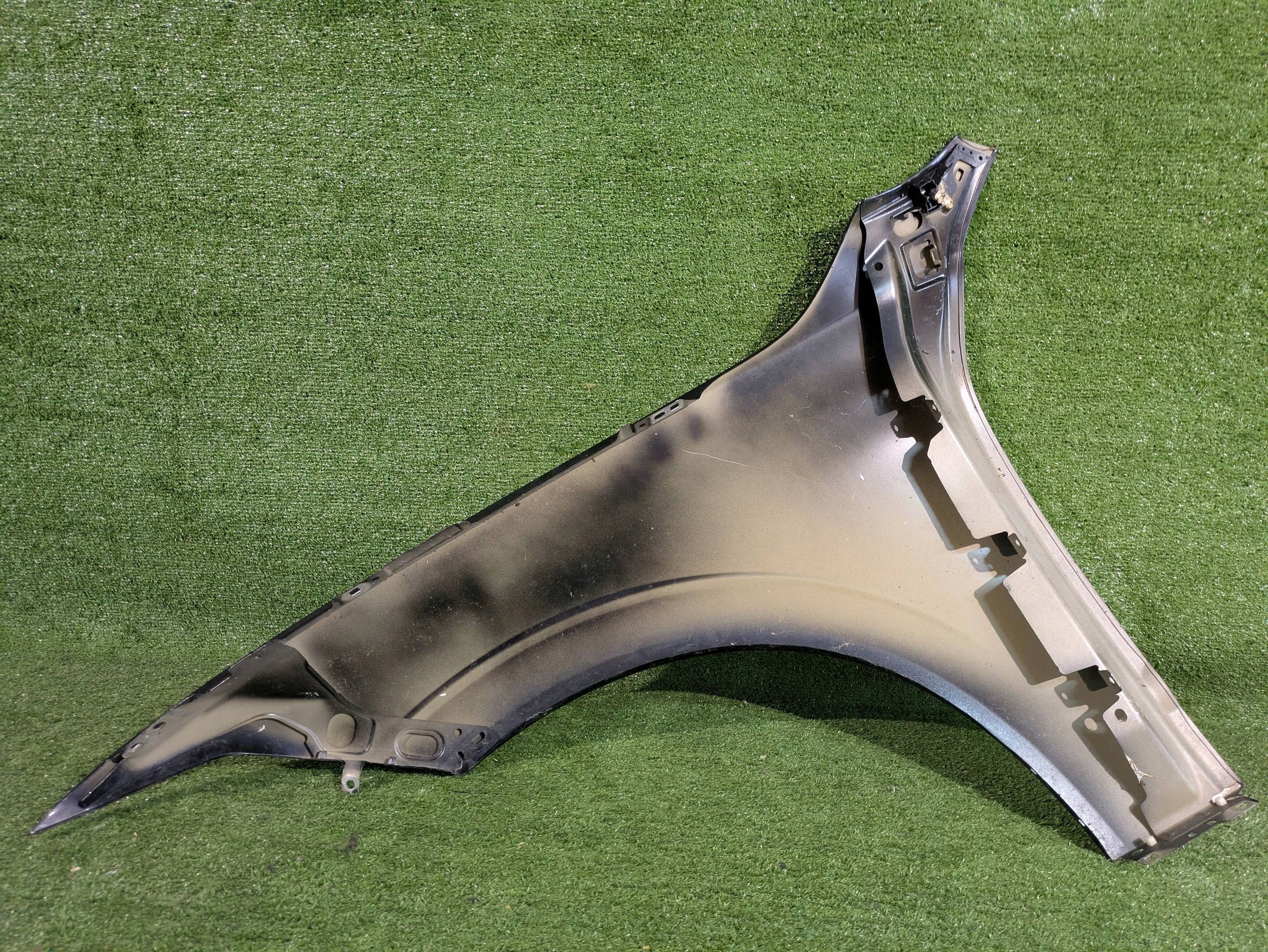 fender front right front VOLVO XC60 II NR.382