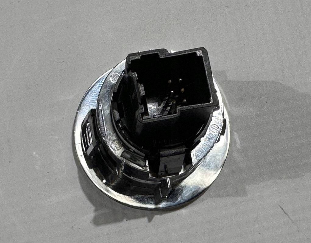 tlačítko start stop zaplon Ford Explorer 2020+