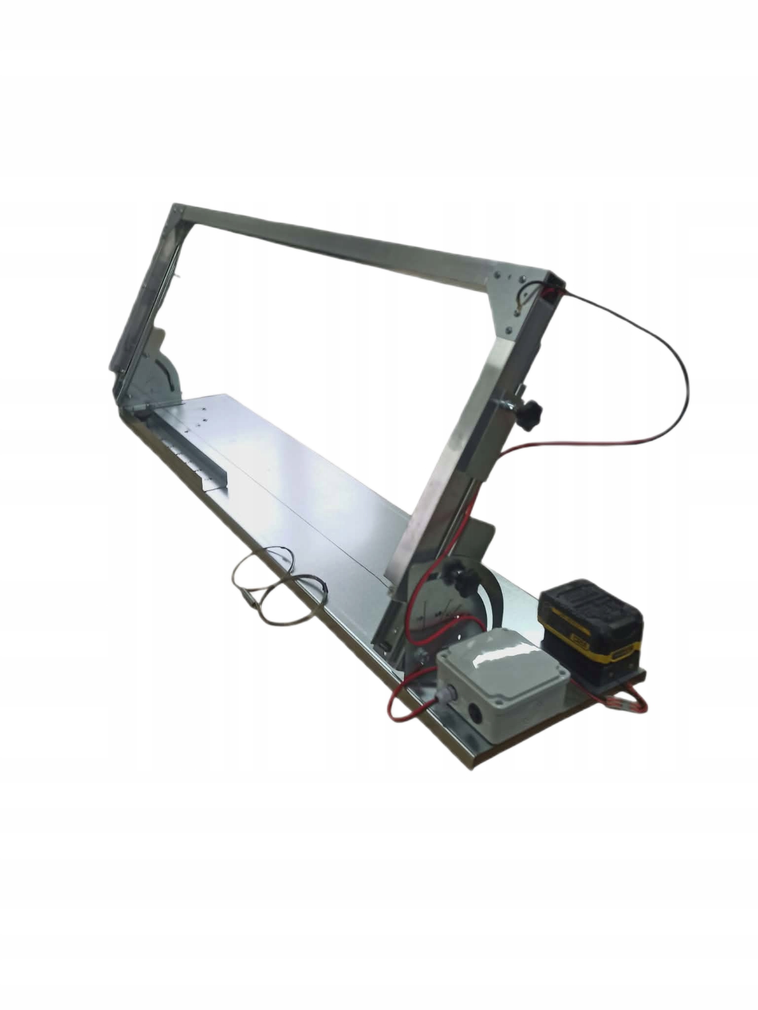 Gilotyna řezačka stroj na řezání polystyrenu 103x30 Aku Stanley20v 4ah