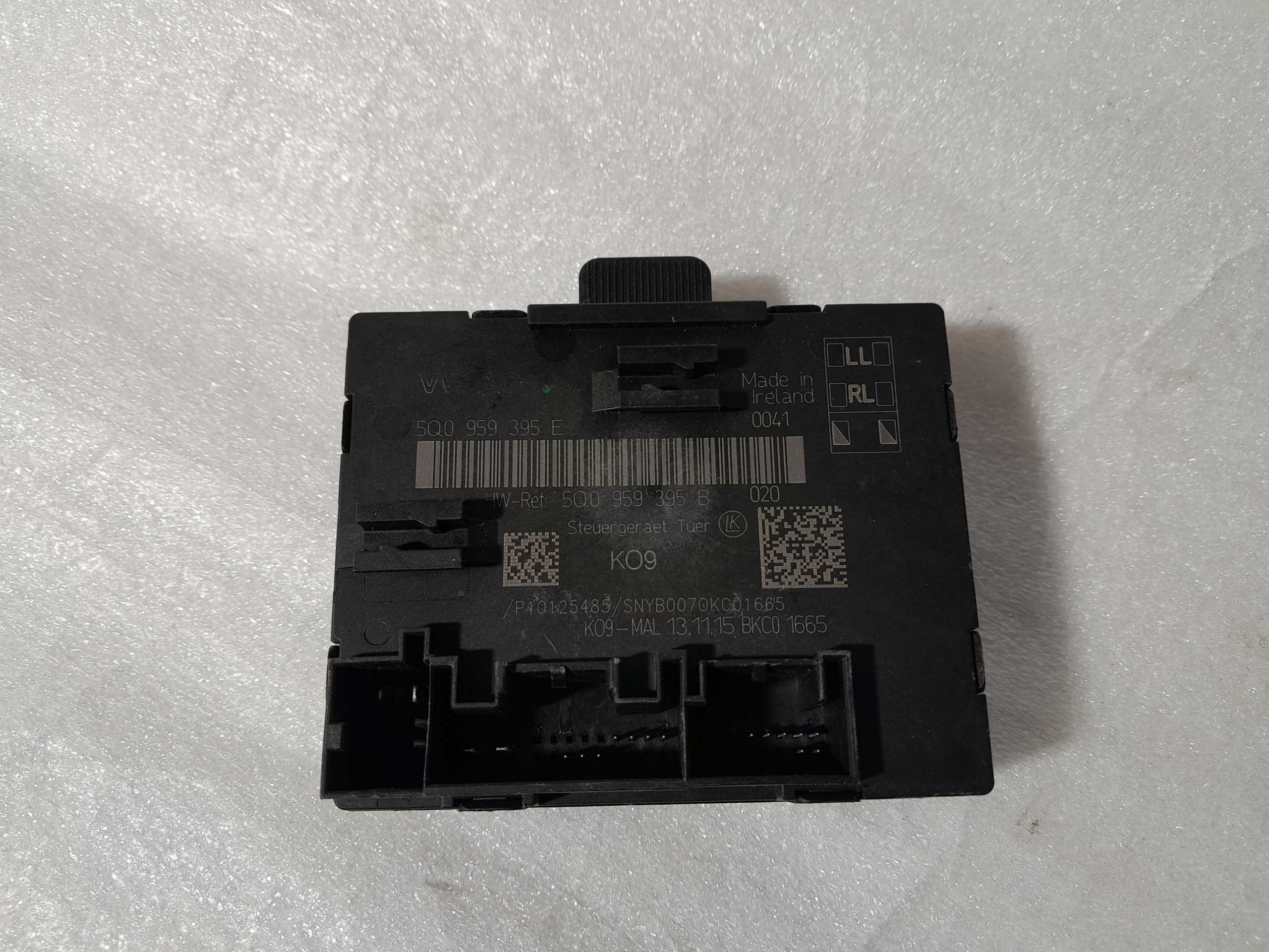 AUDI S3 8V module control unit door 5Q0959395E 5Q0959395B