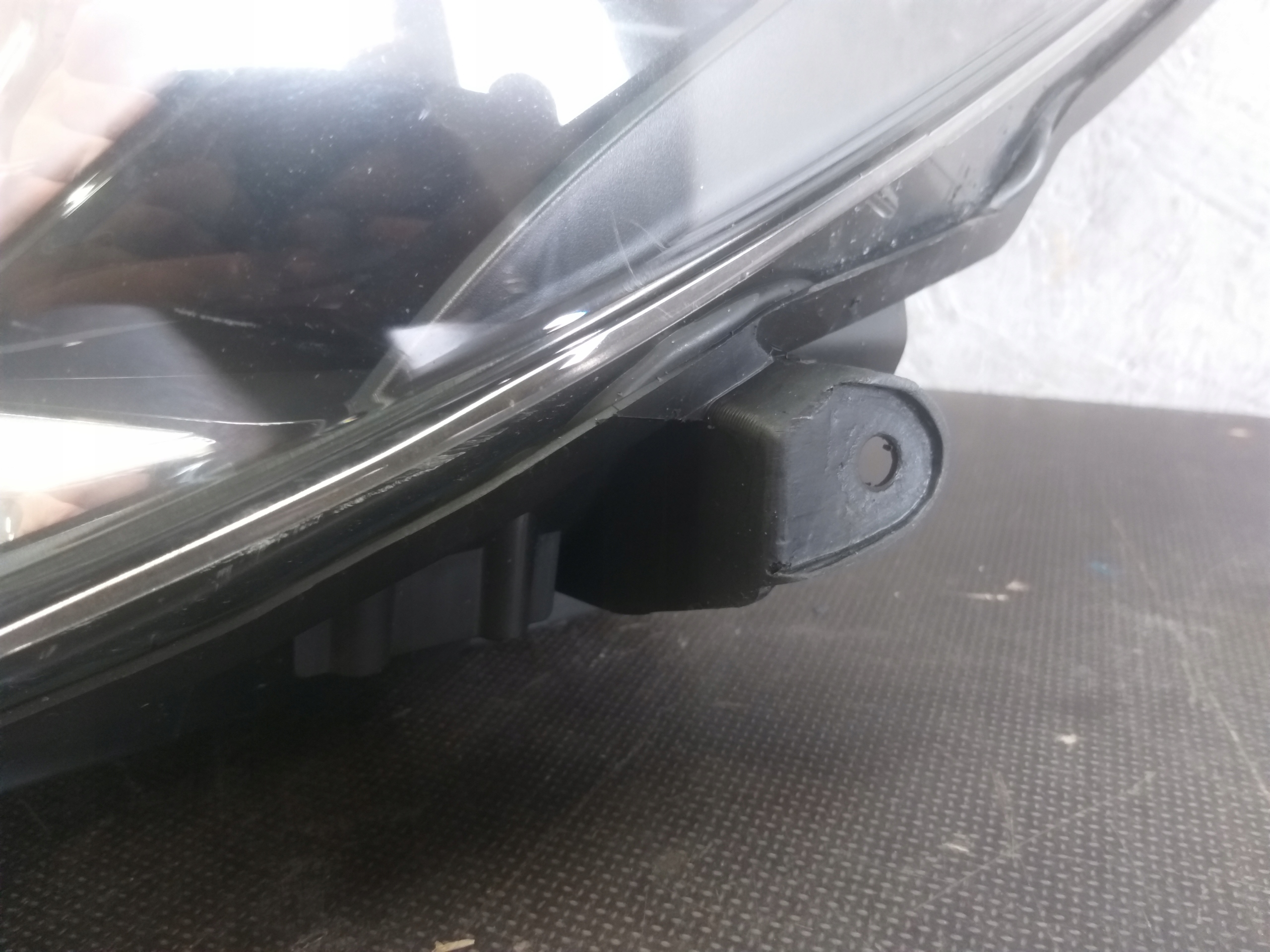LIGHT FRONT LEFT TOYOTA YARIS III 3 LIFT 17- LENS LED