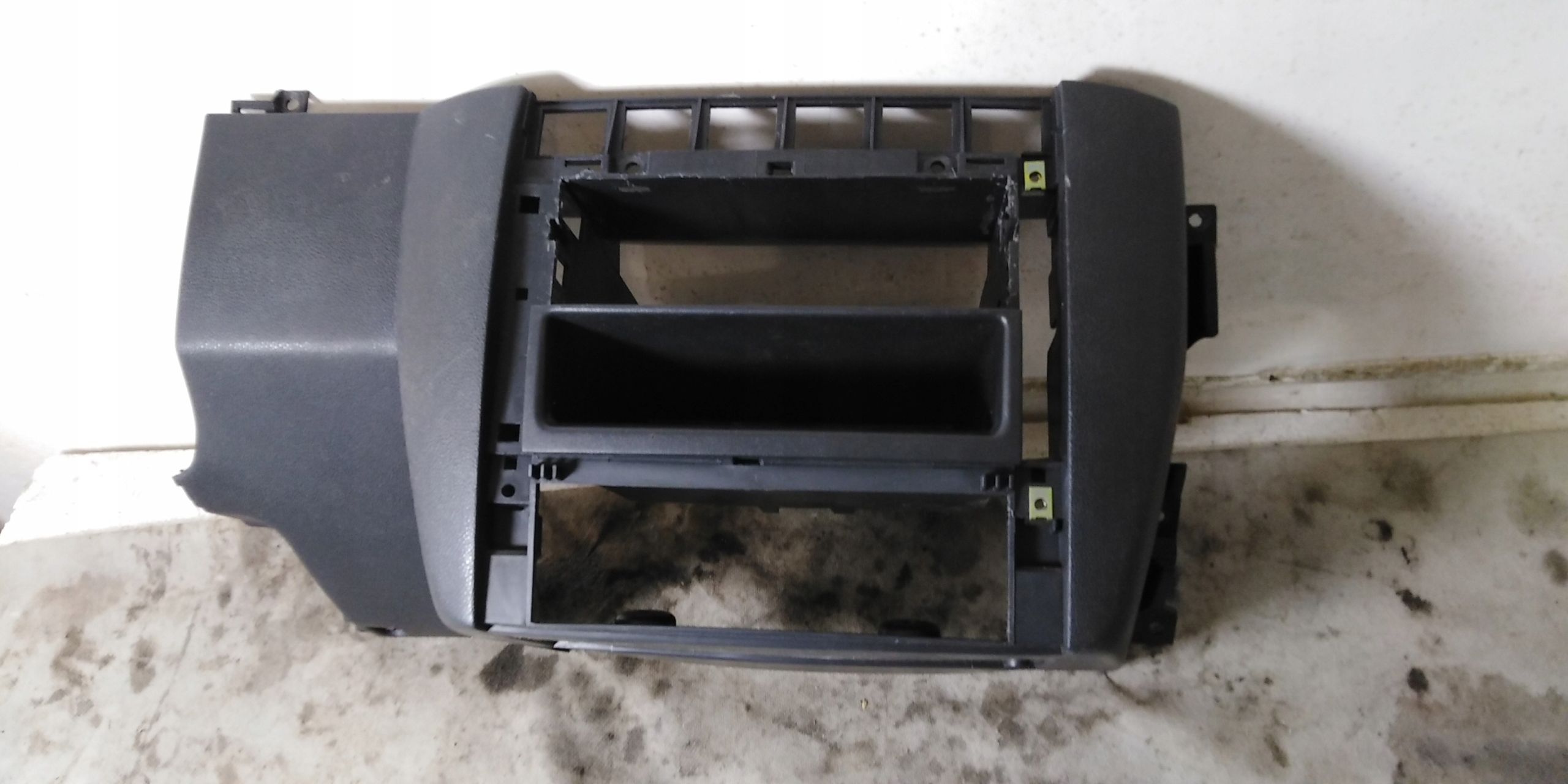 FABIA I 02R RAMKA RADIA KONSOLA ŚRODKOWA EUROPA