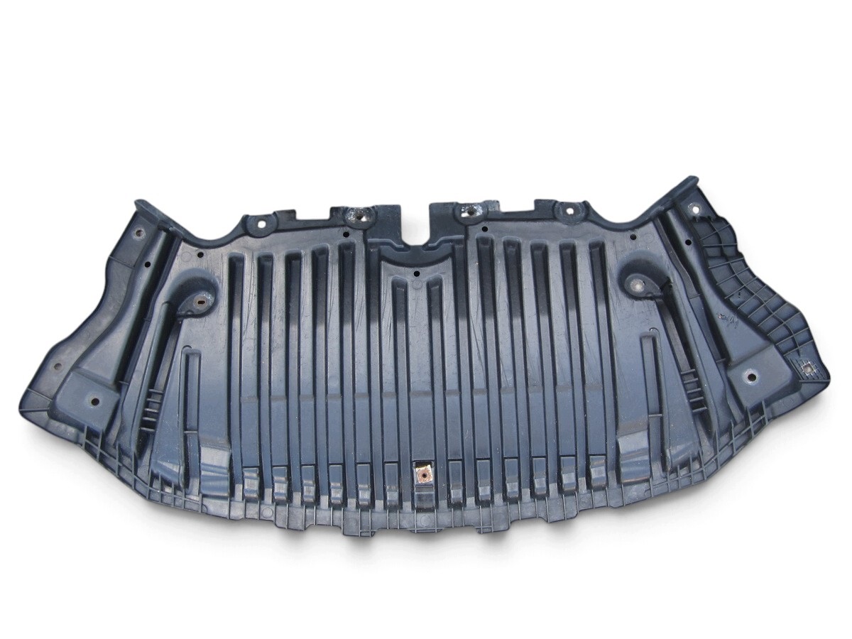 cover below front front bumper Mercedes W212 Lift 4Matic