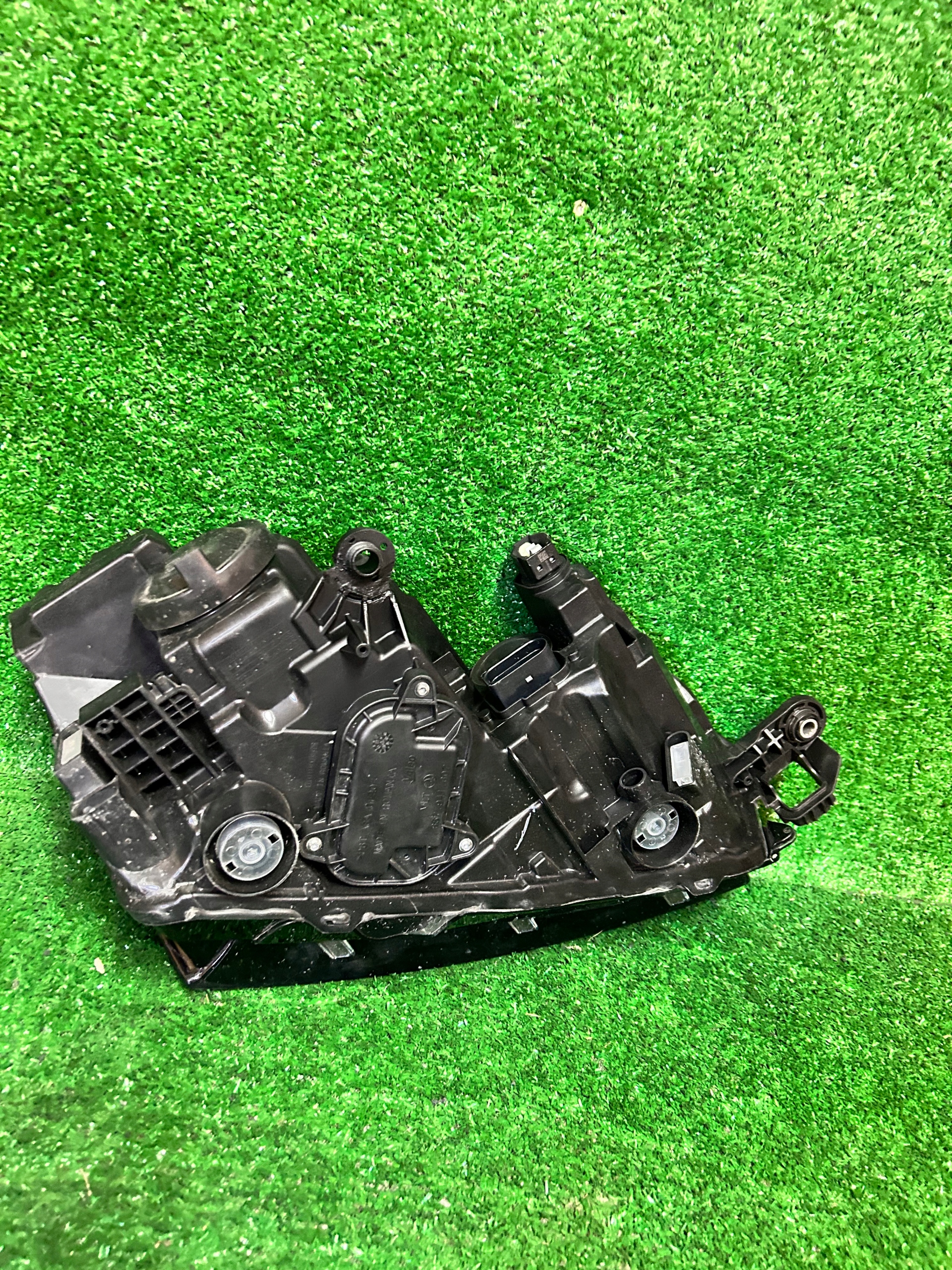 REFLEKTOR left SKODA SCALA FULL LED