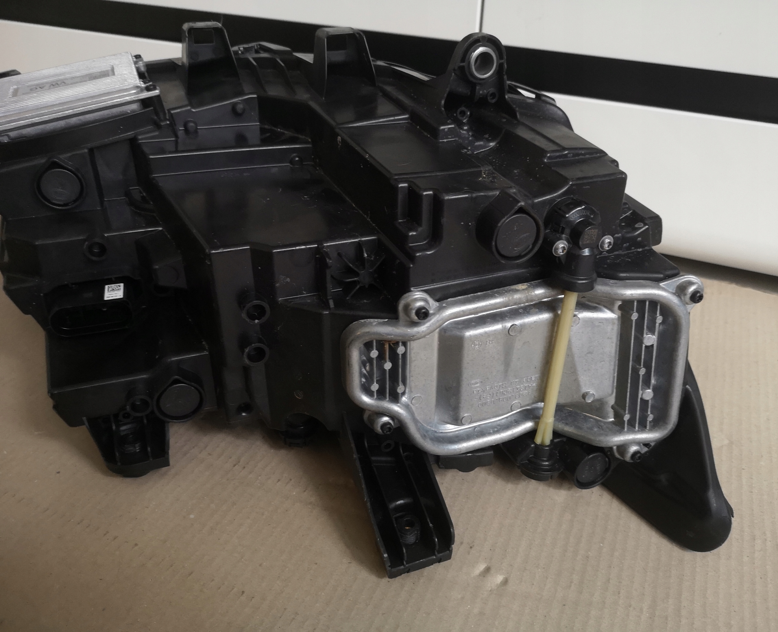 vw T7 MULTIVAN фара левая full led 7T1941081A