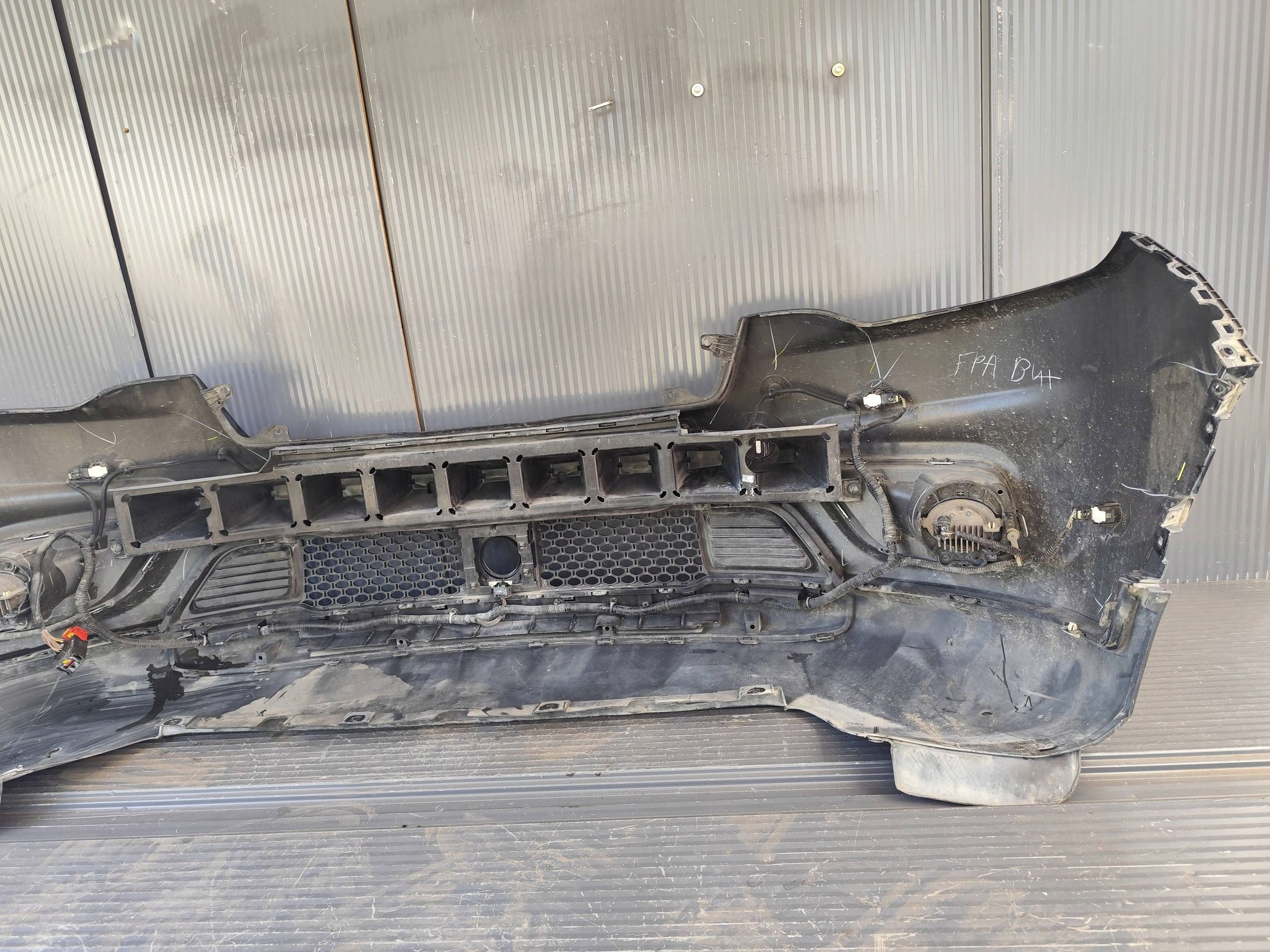 JEEP CHEROKEE KL LIFT front bumper 6xPDC complete DEMONTAZ