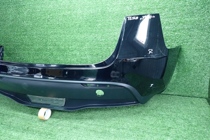 TESLA Y 20- bumper rear rear part