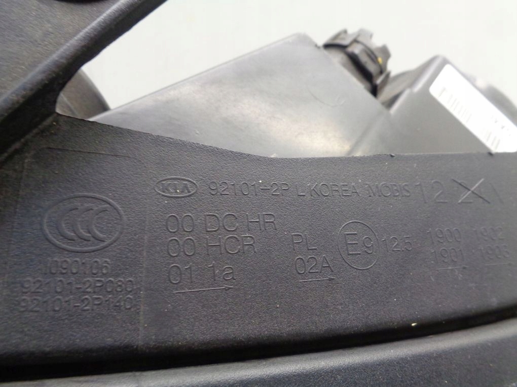 KIA SORENTO II 2 2009- light front left