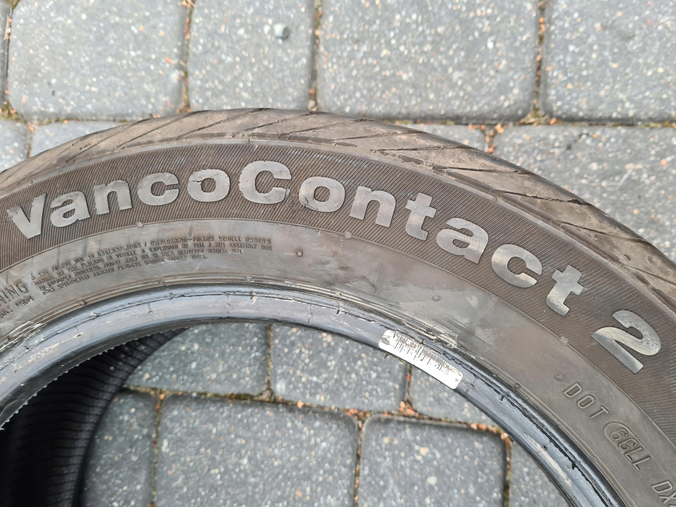 Opony Continental VancoContact 2 - 195/60/16C Szerokość opony 195 mm