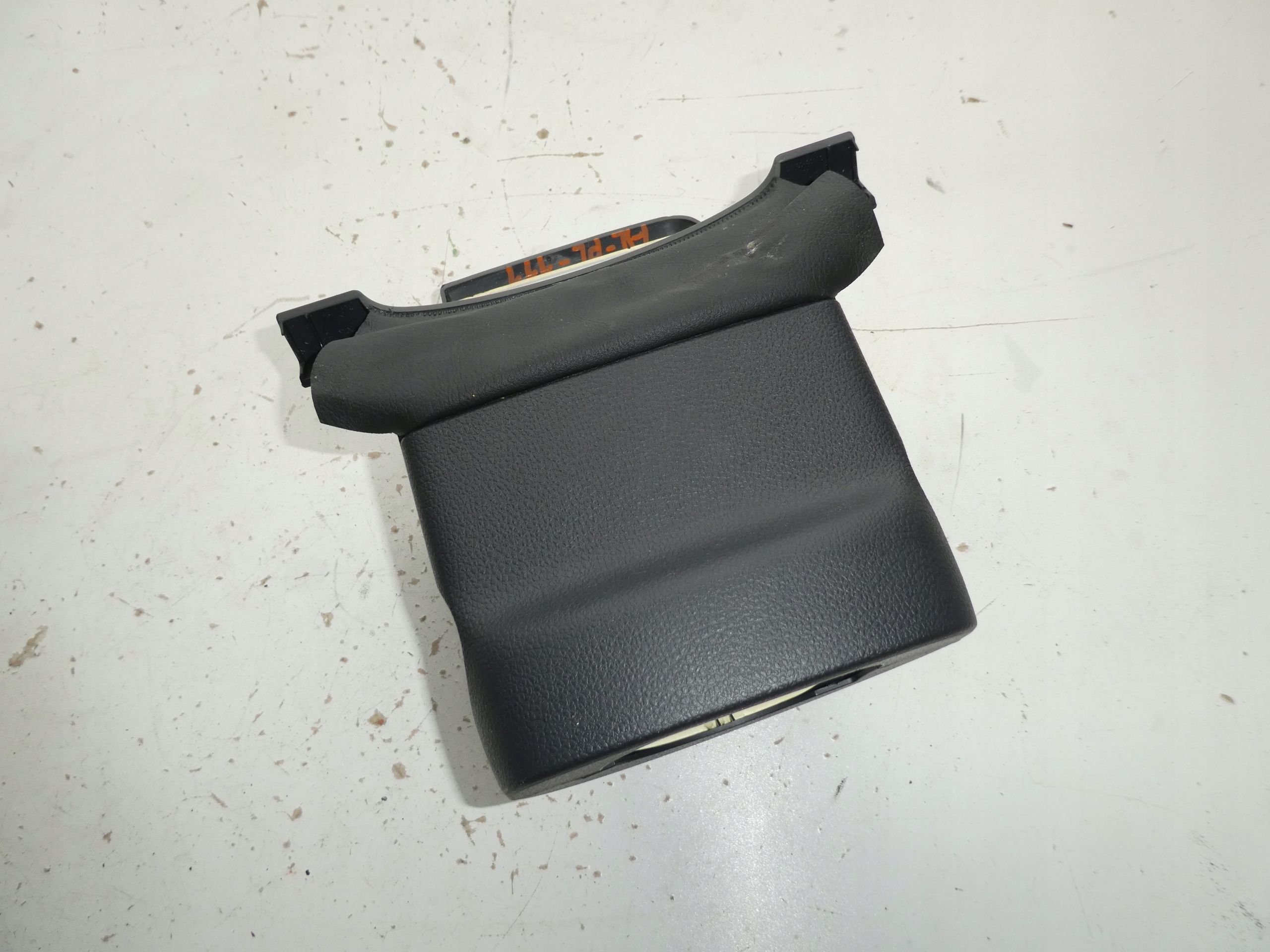 VW TIGUAN 5N obal volantu 5N0858565B
