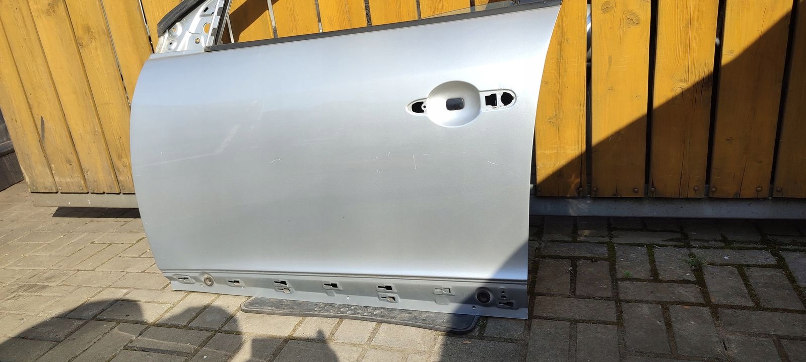 dveře předek přední levé Renault Megane III TED69