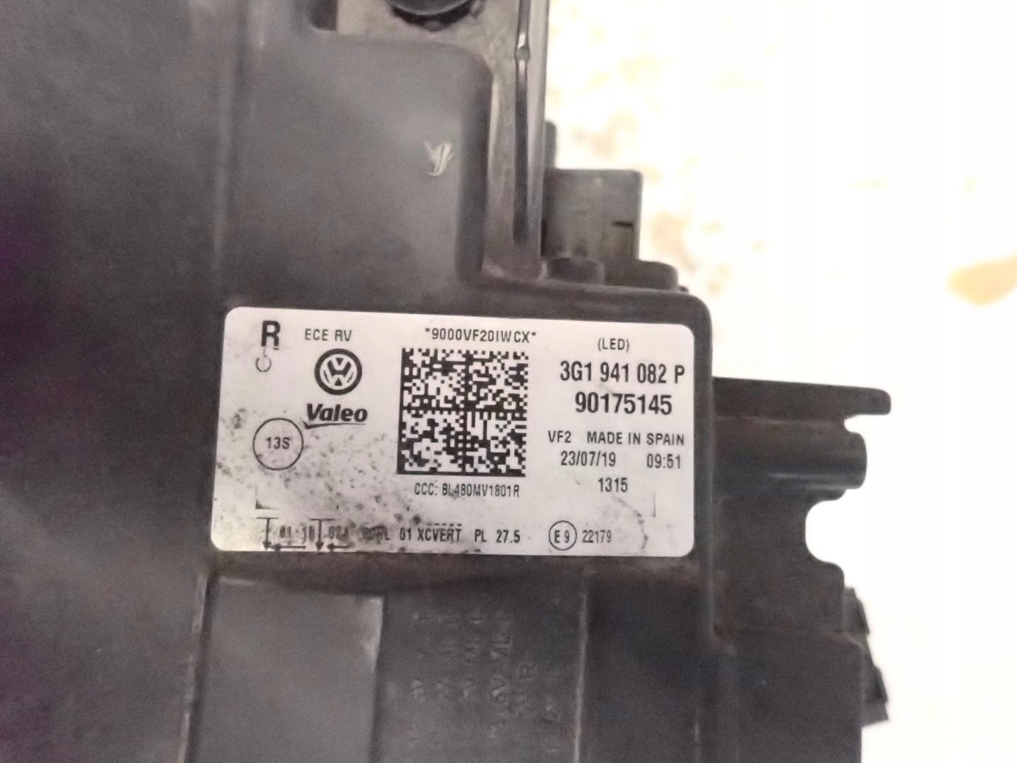 light front front right VW PASSAT B8 LIFT 2019- 3G1941082P