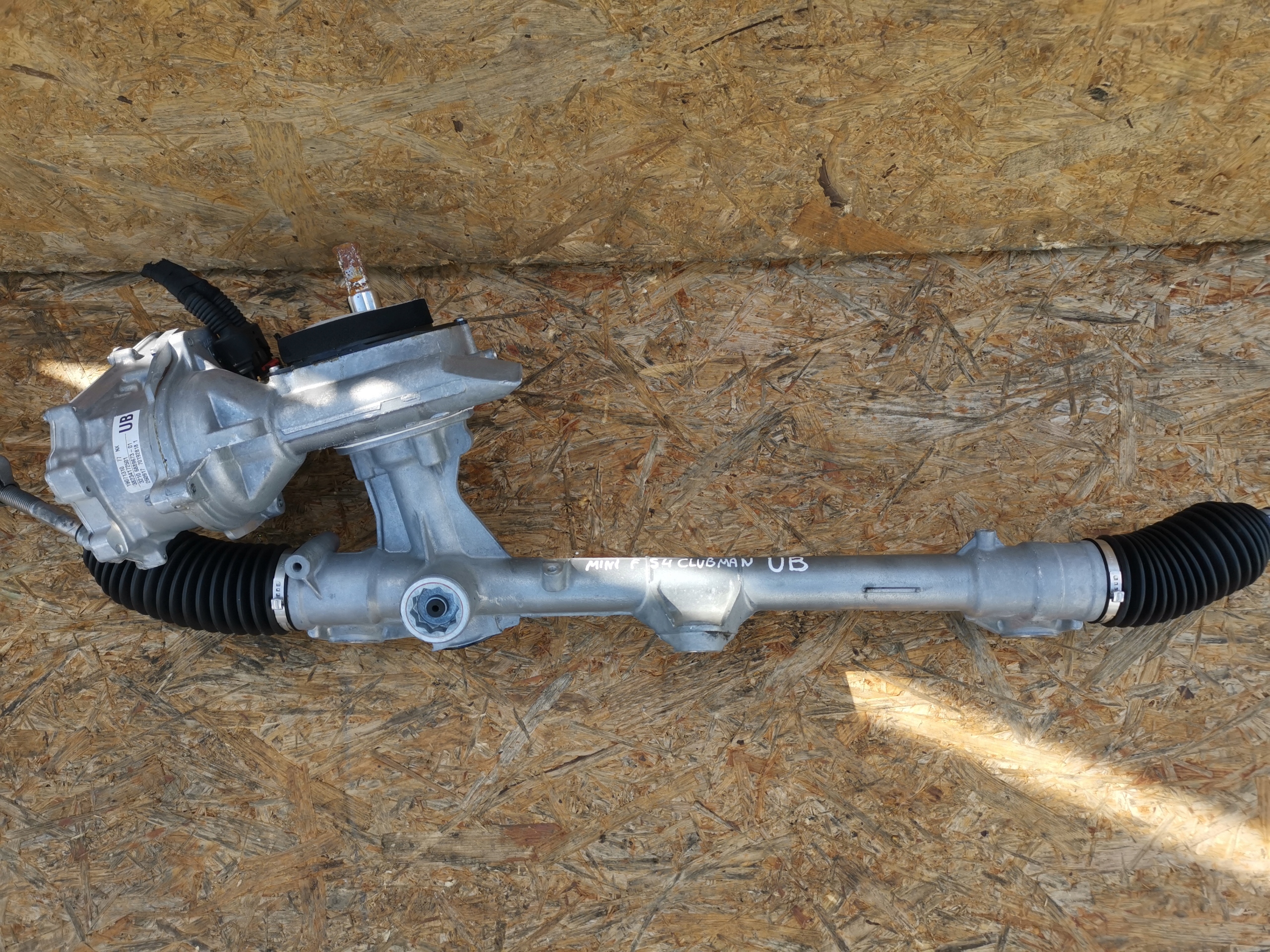 servo control MINI COOPER F54 6889673 UB