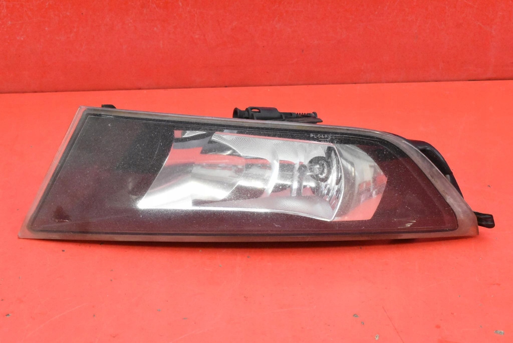 fog light left front front 6V0941699 SKODA FABIA 3 III NJ 14-18