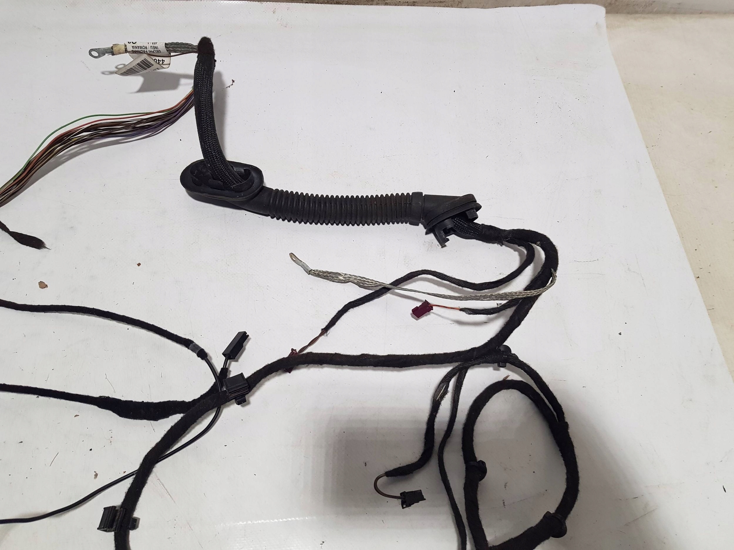 bundle bonnet boot Mercedes W204 KOMBI A2044408507 A2045409408