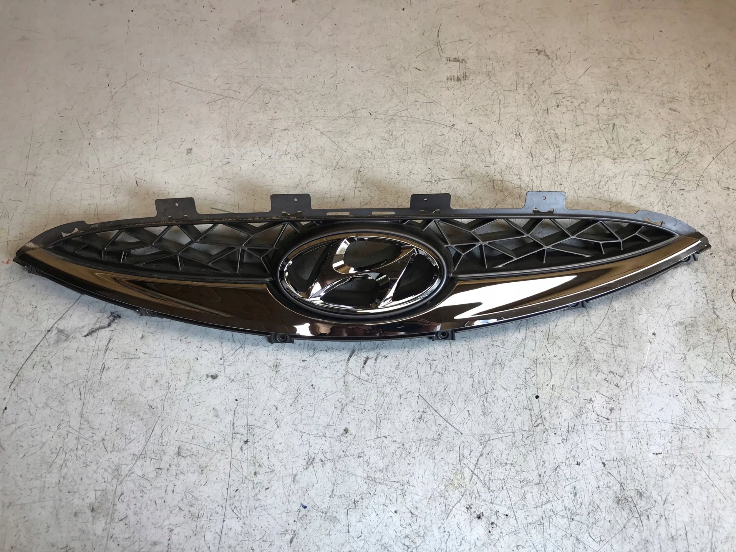 Grill Grill HYUNDAI IX-20 88351-1K000