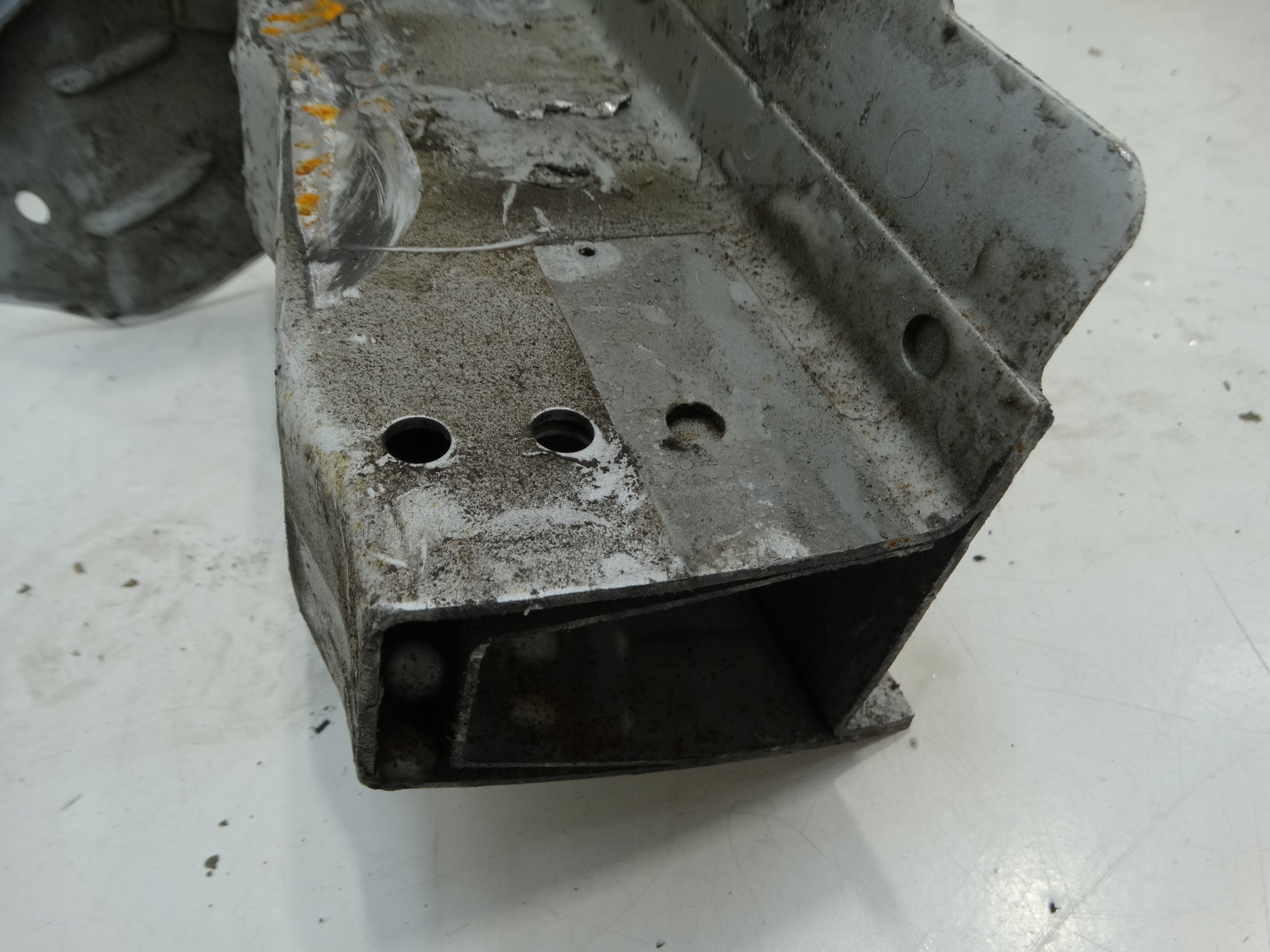 quarter left front VOLKSWAGEN T6 2015-2021R.