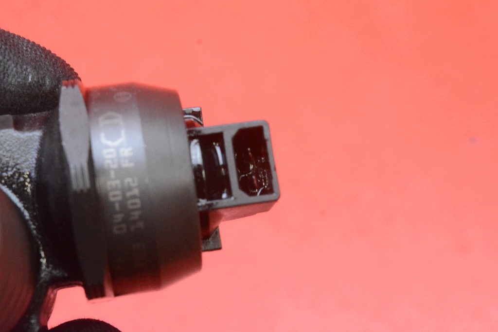 Einspritzdüse Einspritzdüse 038130073BA 0414720216 VW PASSAT B5 1.9 TDI 130 KM 00-05