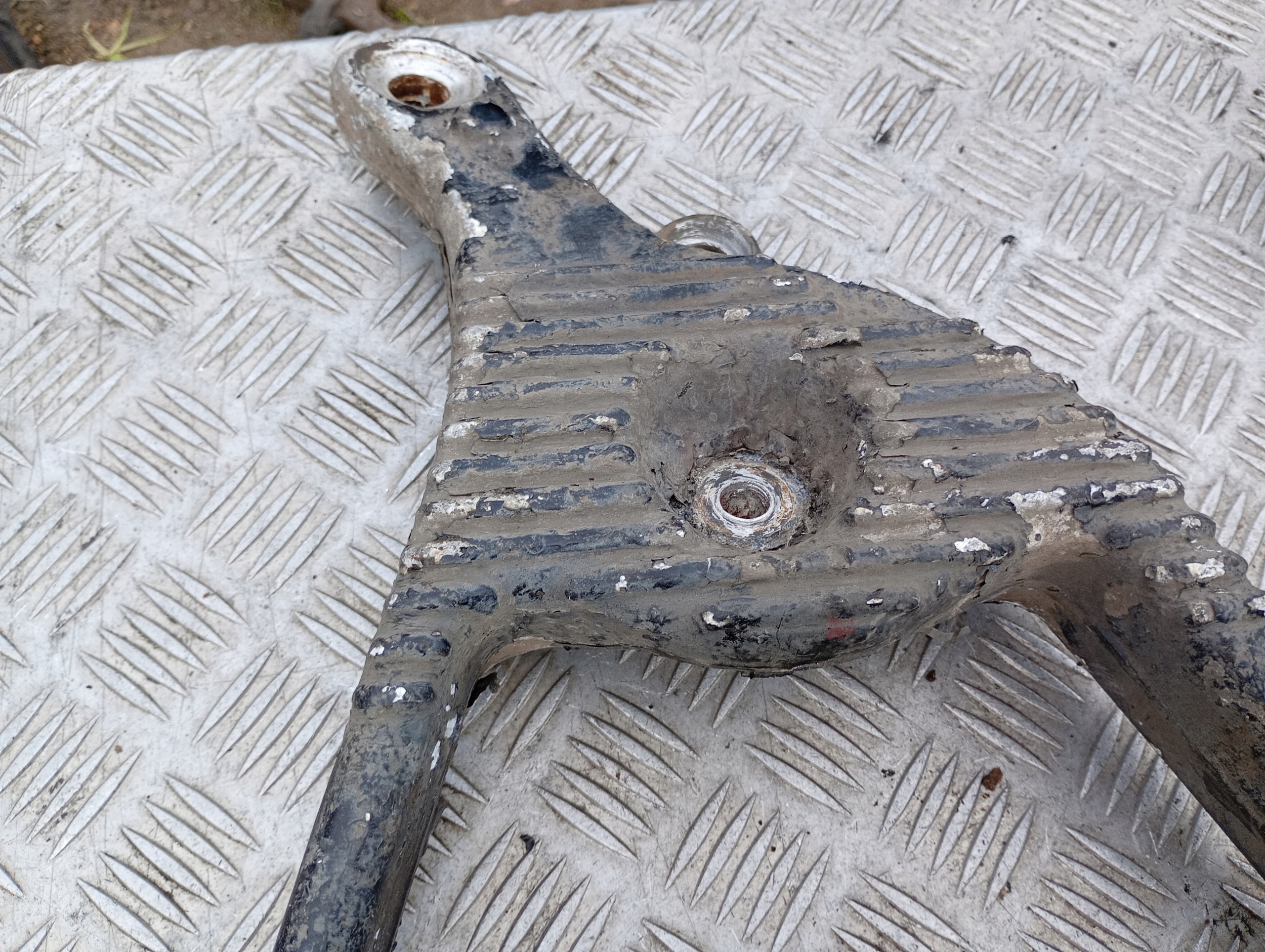 MERCEDES W163 Querlenker links oder rechts heck A1633501006